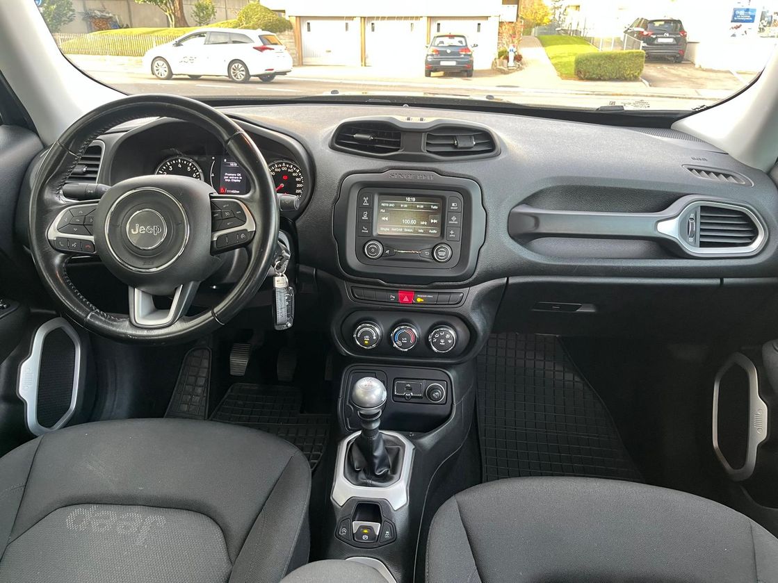 JEEP Renegade 1.4 Turbo Street Edition-image-5