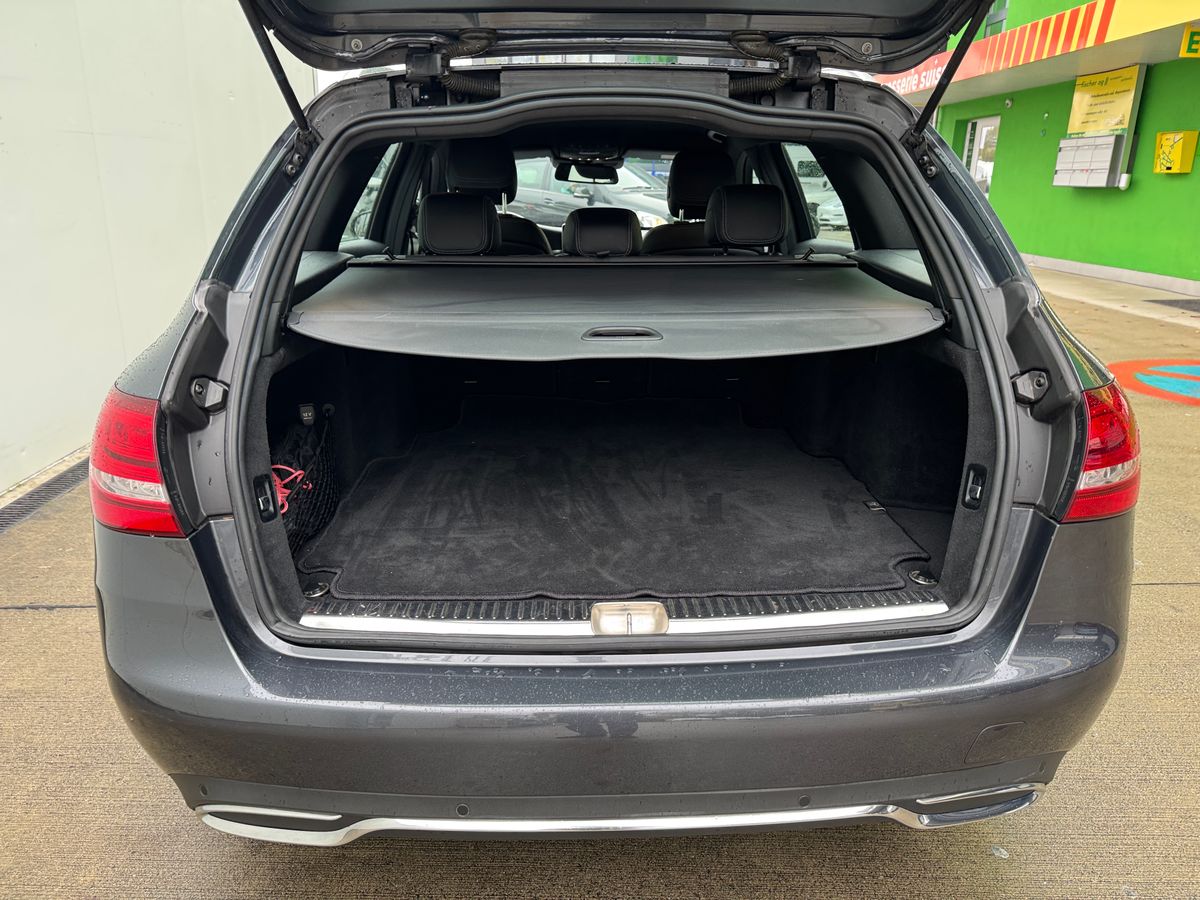 MERCEDES-BENZ C 220 BlueTEC Avantgarde 7G-Tronic-image-7