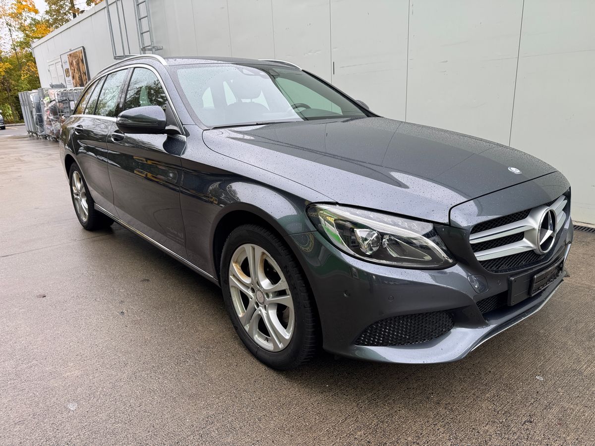 MERCEDES-BENZ C 220 BlueTEC Avantgarde 7G-Tronic-image-1