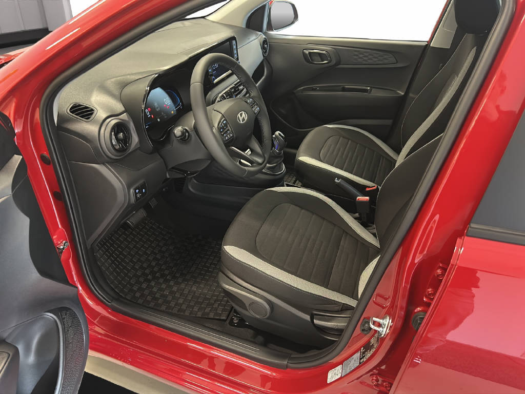 HYUNDAI i10 1.2 Amplia-image-3