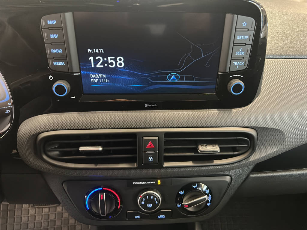 HYUNDAI i10 1.2 Amplia-image-5
