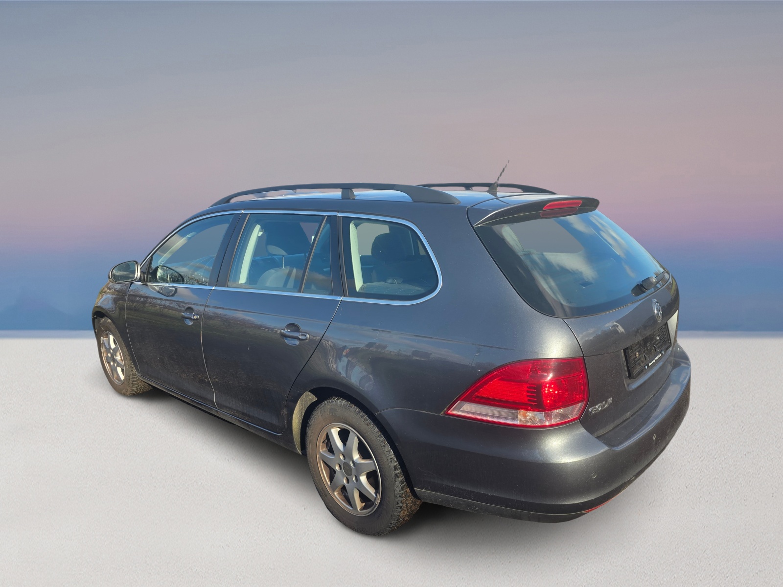 VW Golf Variant 1.4 TSI Trendline DSG-image-6