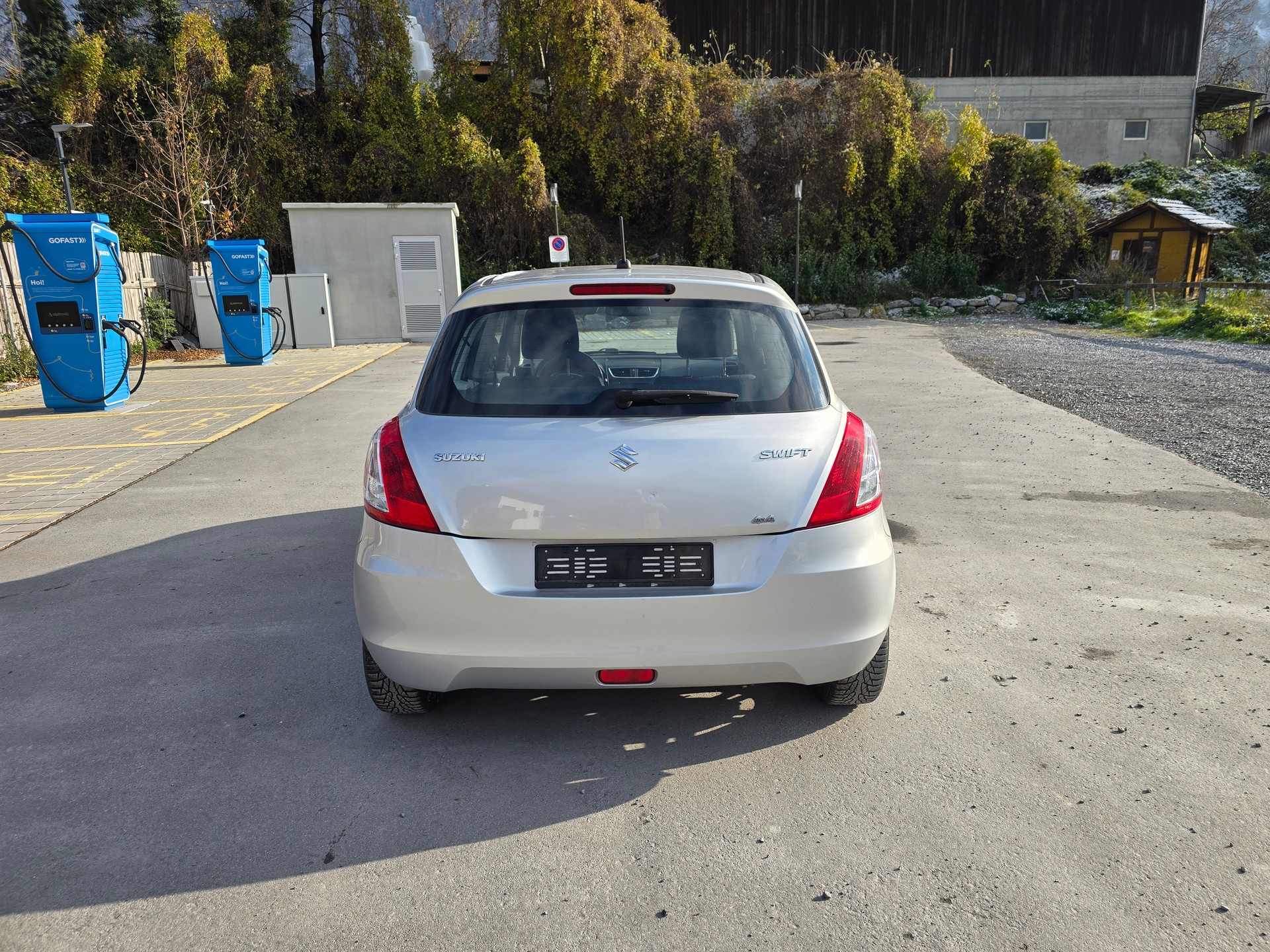 SUZUKI Swift 1.2i 16V Unico 4x4-image-4