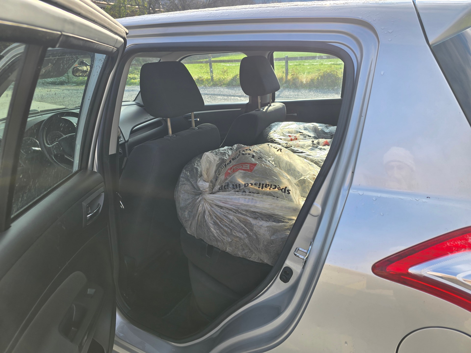 SUZUKI Swift 1.2i 16V Unico 4x4-image-10
