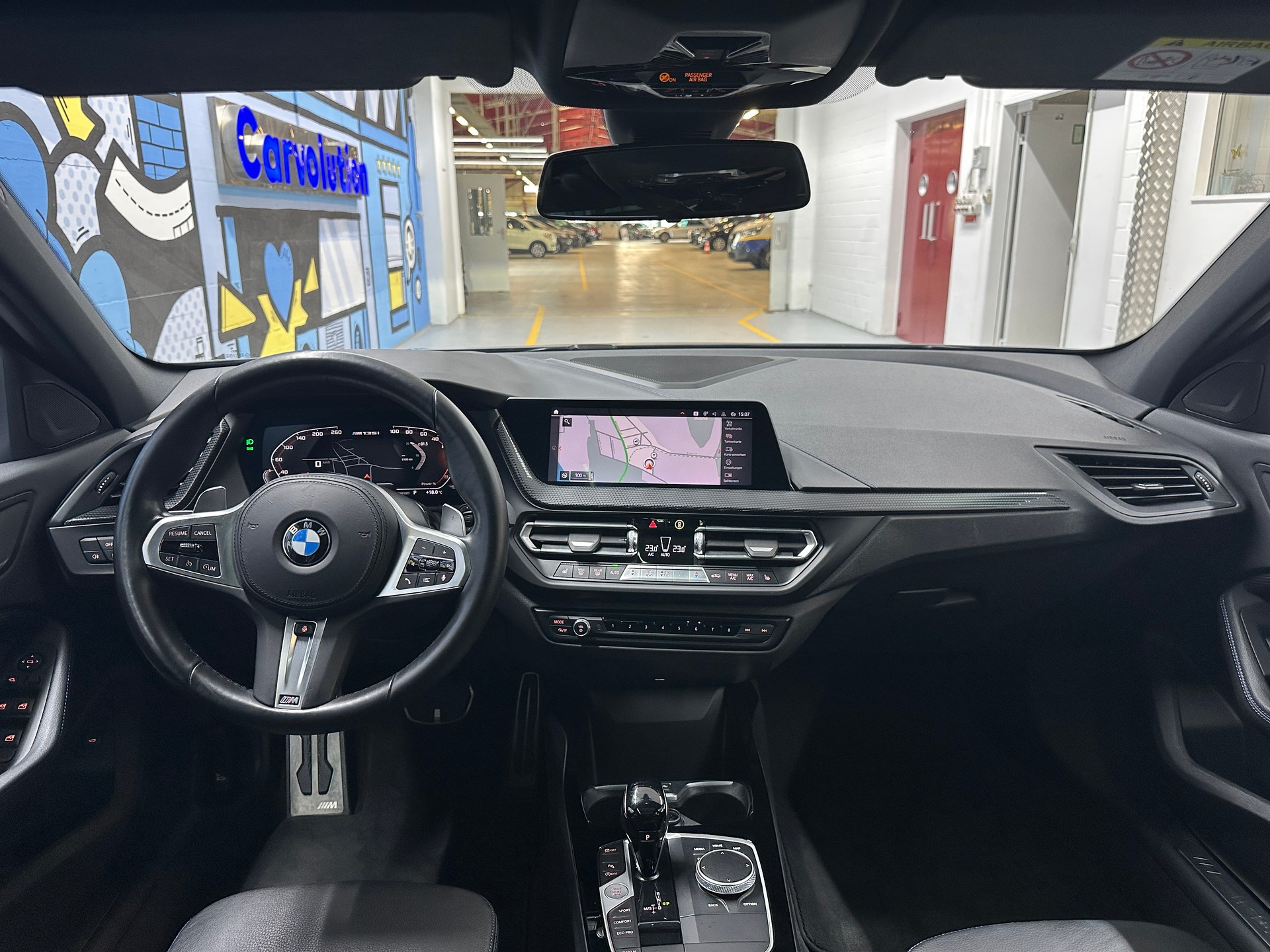 BMW M135i xDrive Steptronic-image-9