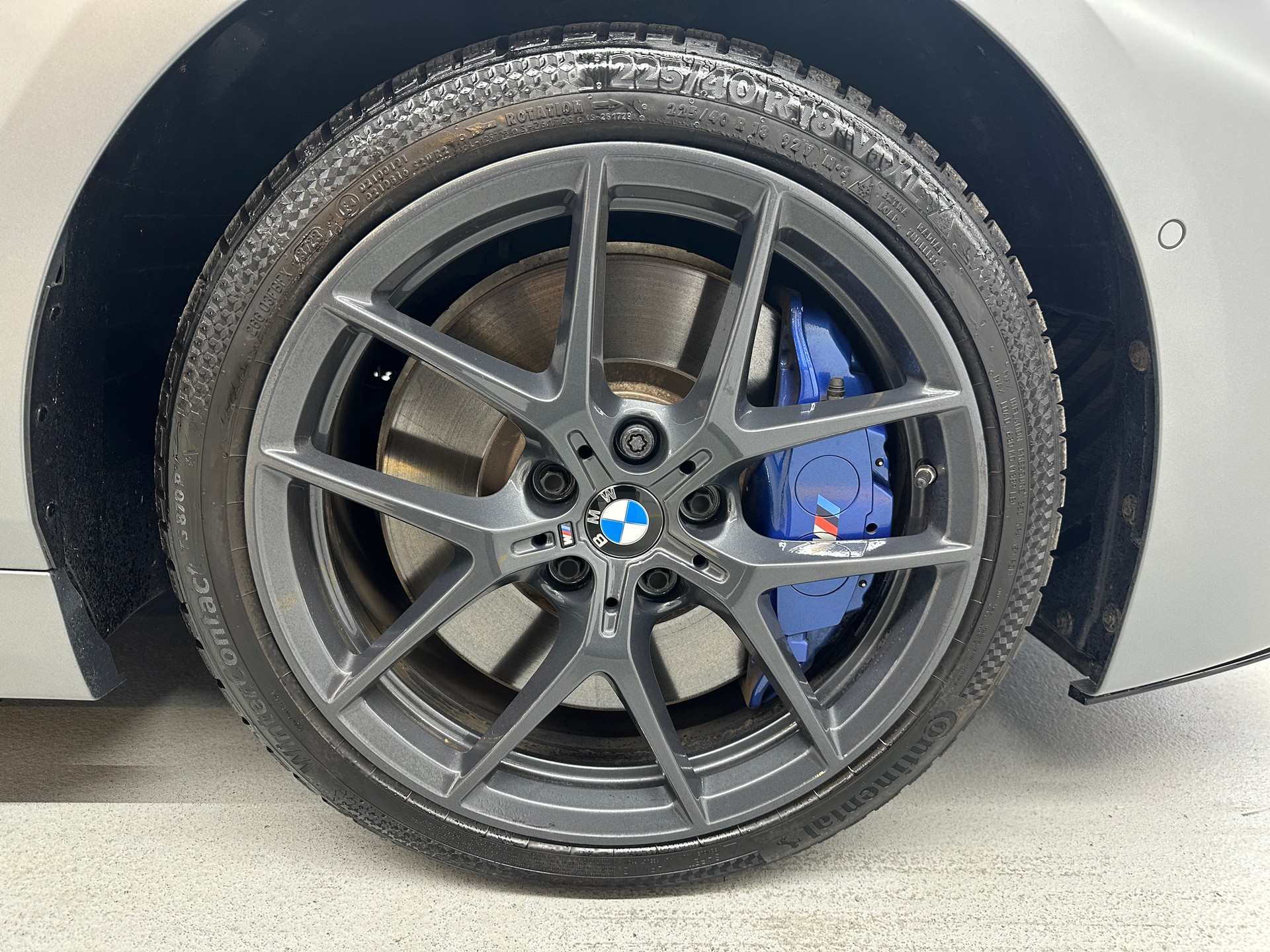 BMW M135i xDrive Steptronic-image-6