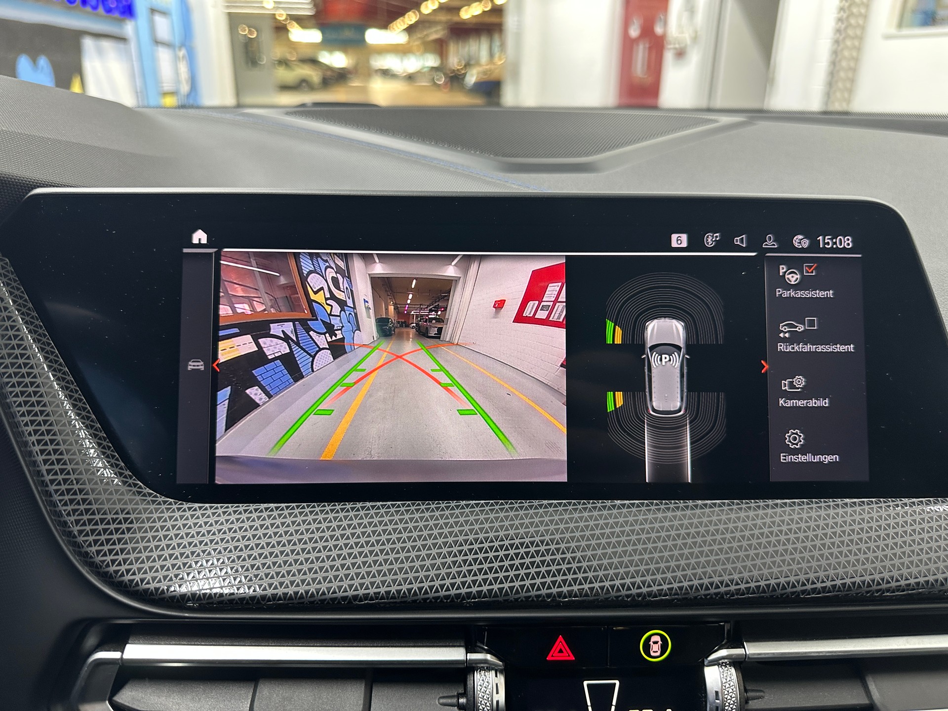 BMW M135i xDrive Steptronic-image-11