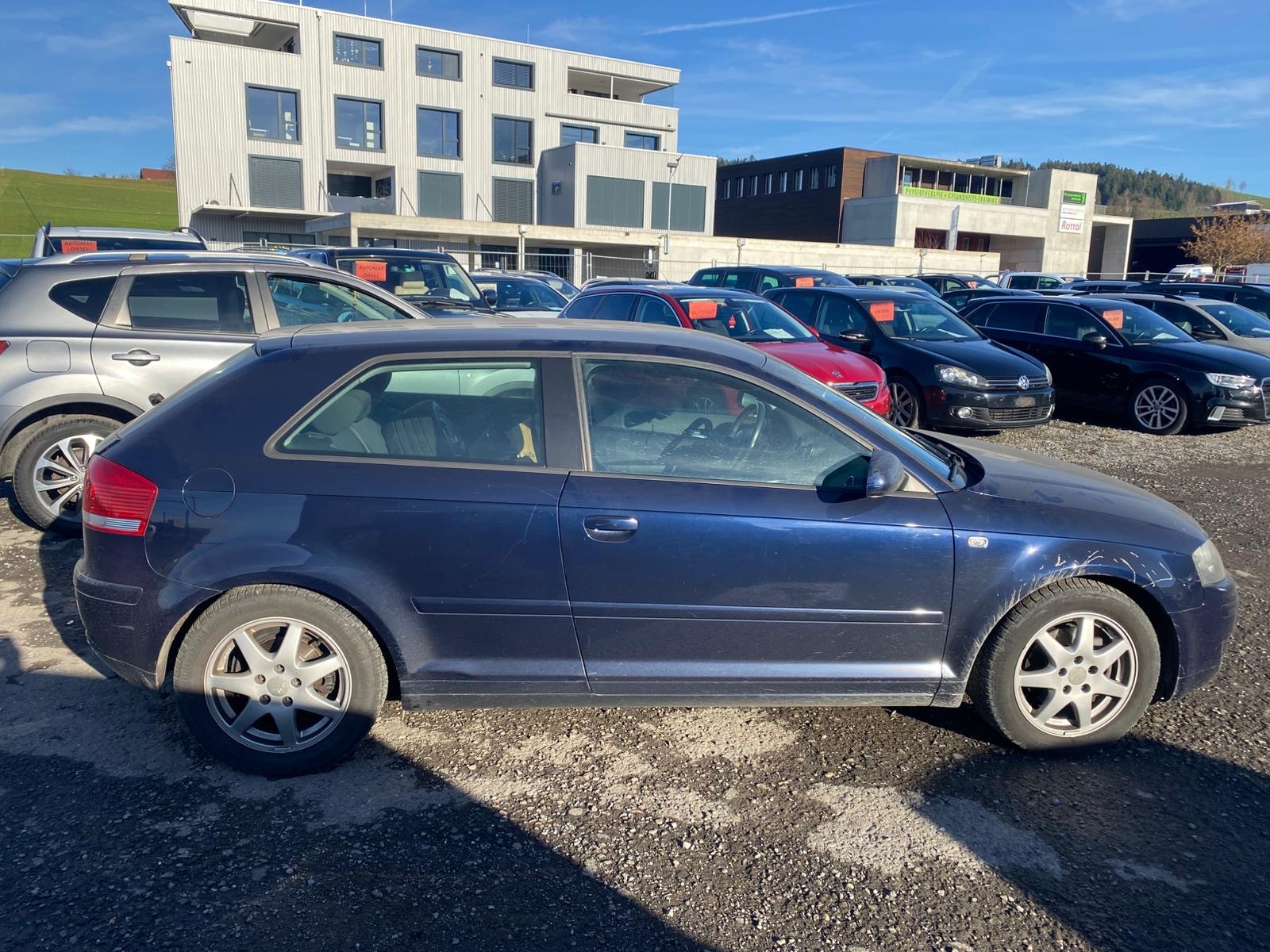 AUDI A3 2.0 FSI Attraction-image-2