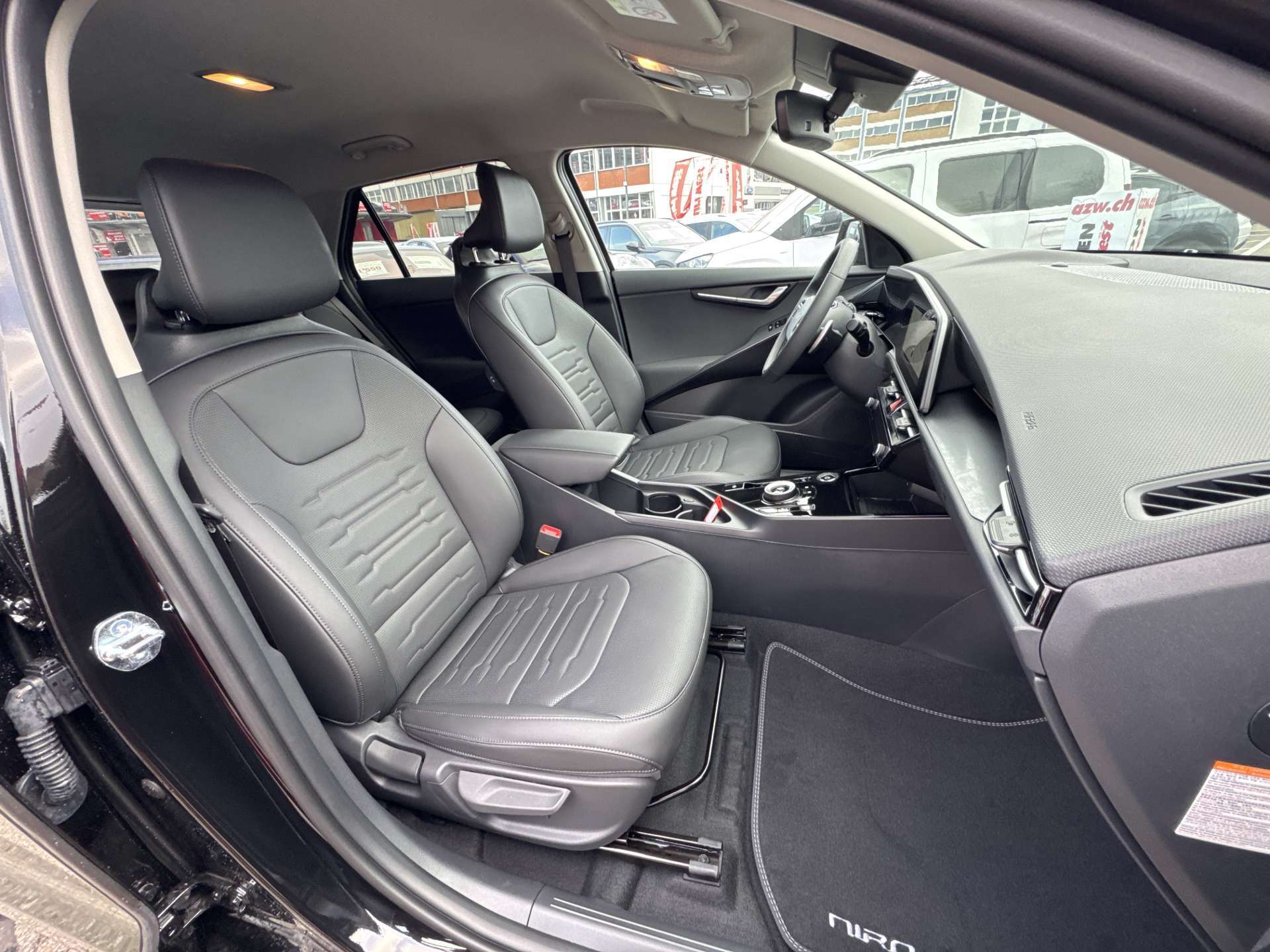 KIA Niro EV 64,8 kWh Air 204PS Automat-image-12