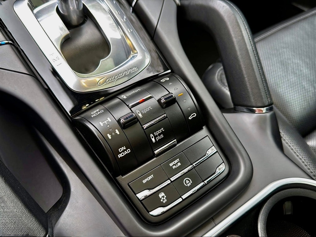 PORSCHE Cayenne S Diesel-image-14