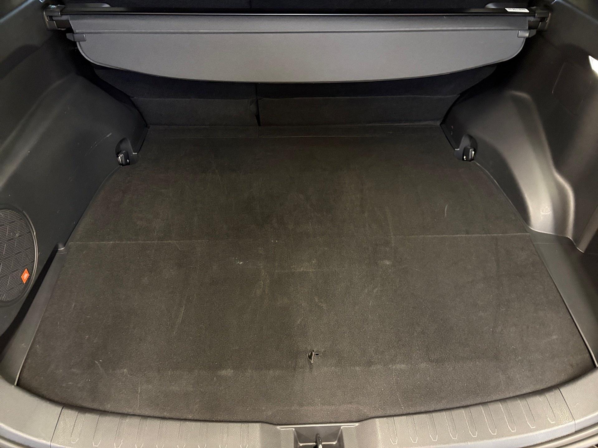 TOYOTA RAV-4 2.5 PHEV Platinum e-CVT 4WD-image-10
