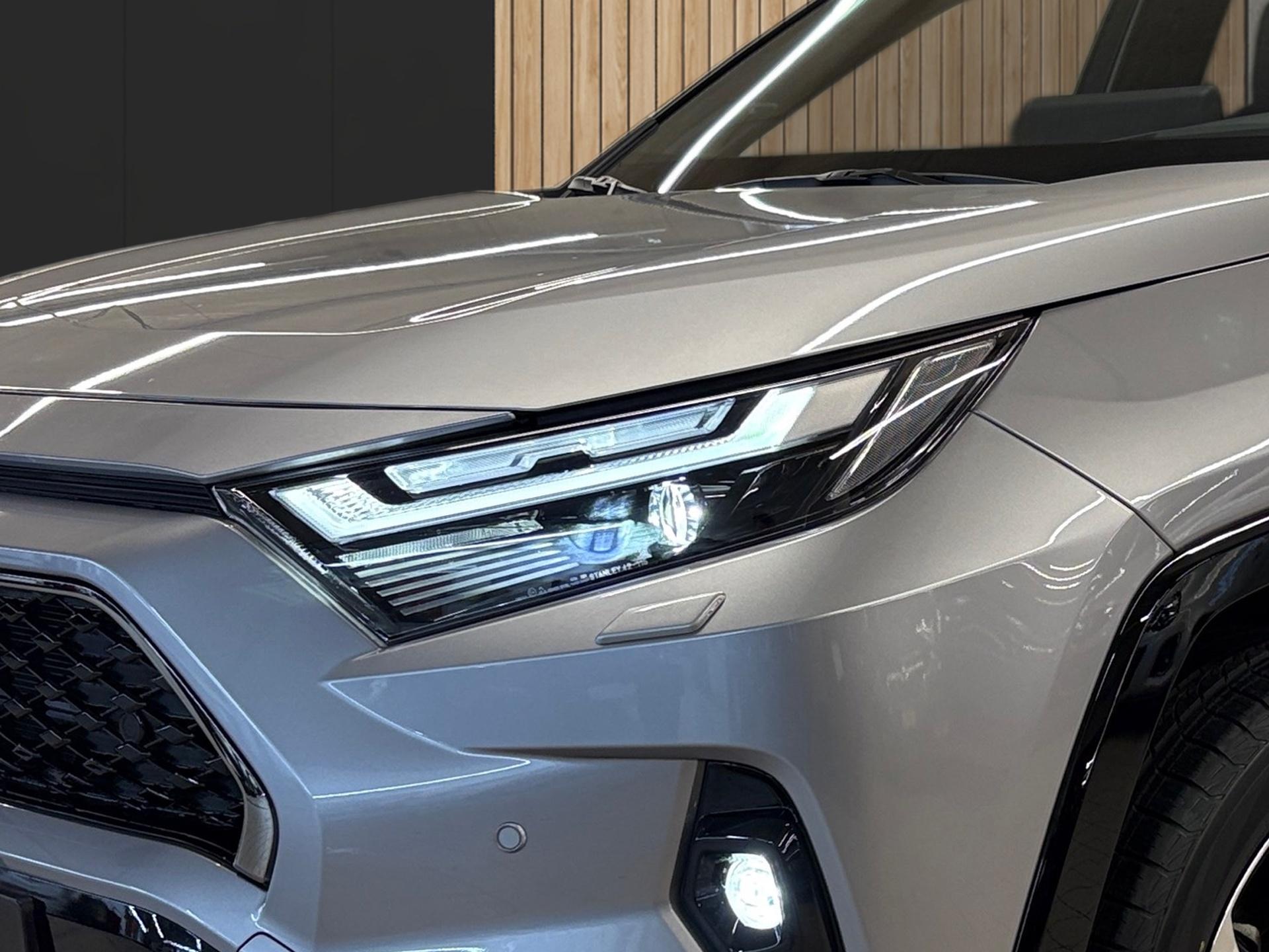 TOYOTA RAV-4 2.5 PHEV Platinum e-CVT 4WD-image-8