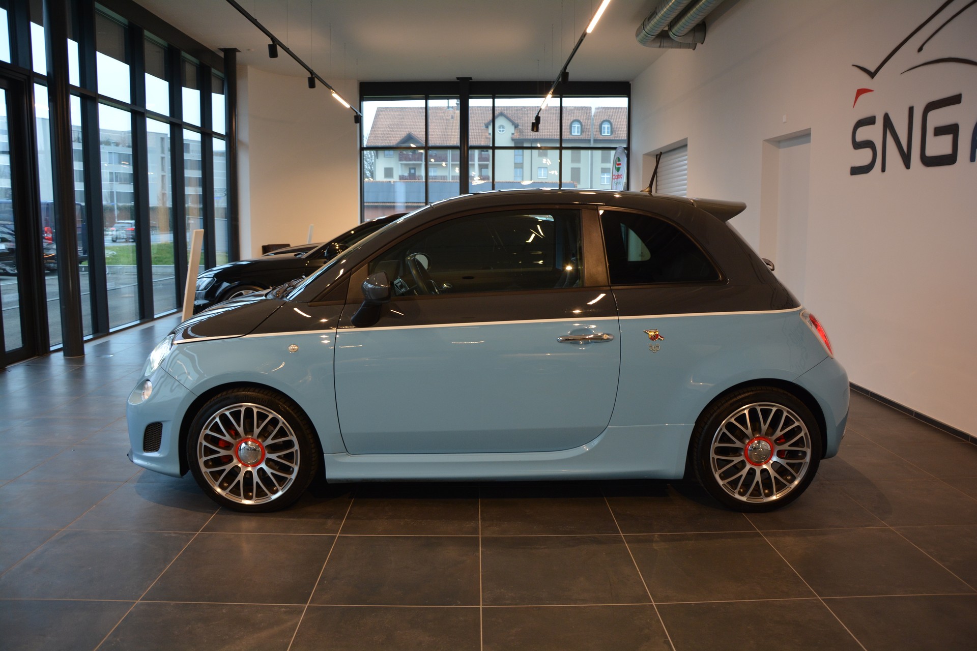 FIAT 595 1.4 16V Turbo Abarth Turismo Dualogic-image-2