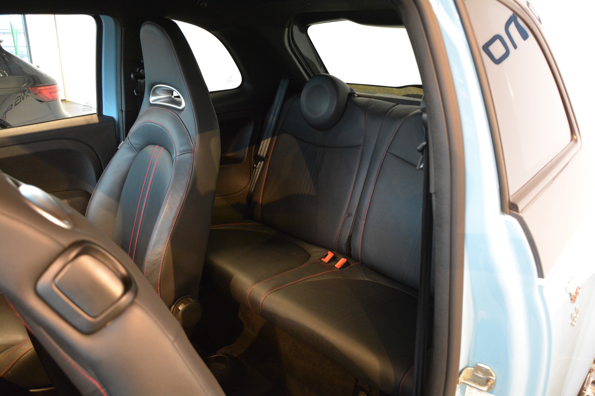 FIAT 595 1.4 16V Turbo Abarth Turismo Dualogic-image-10