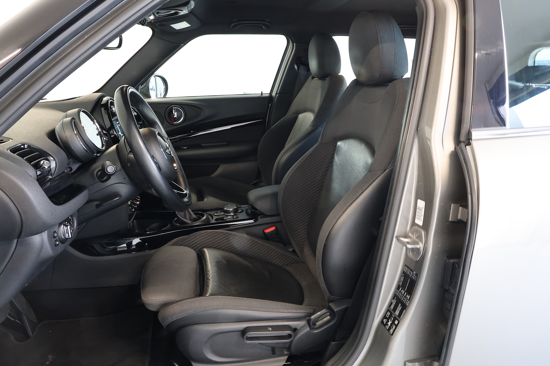 MINI Clubman Cooper S ALL4 Steptronic-image-7