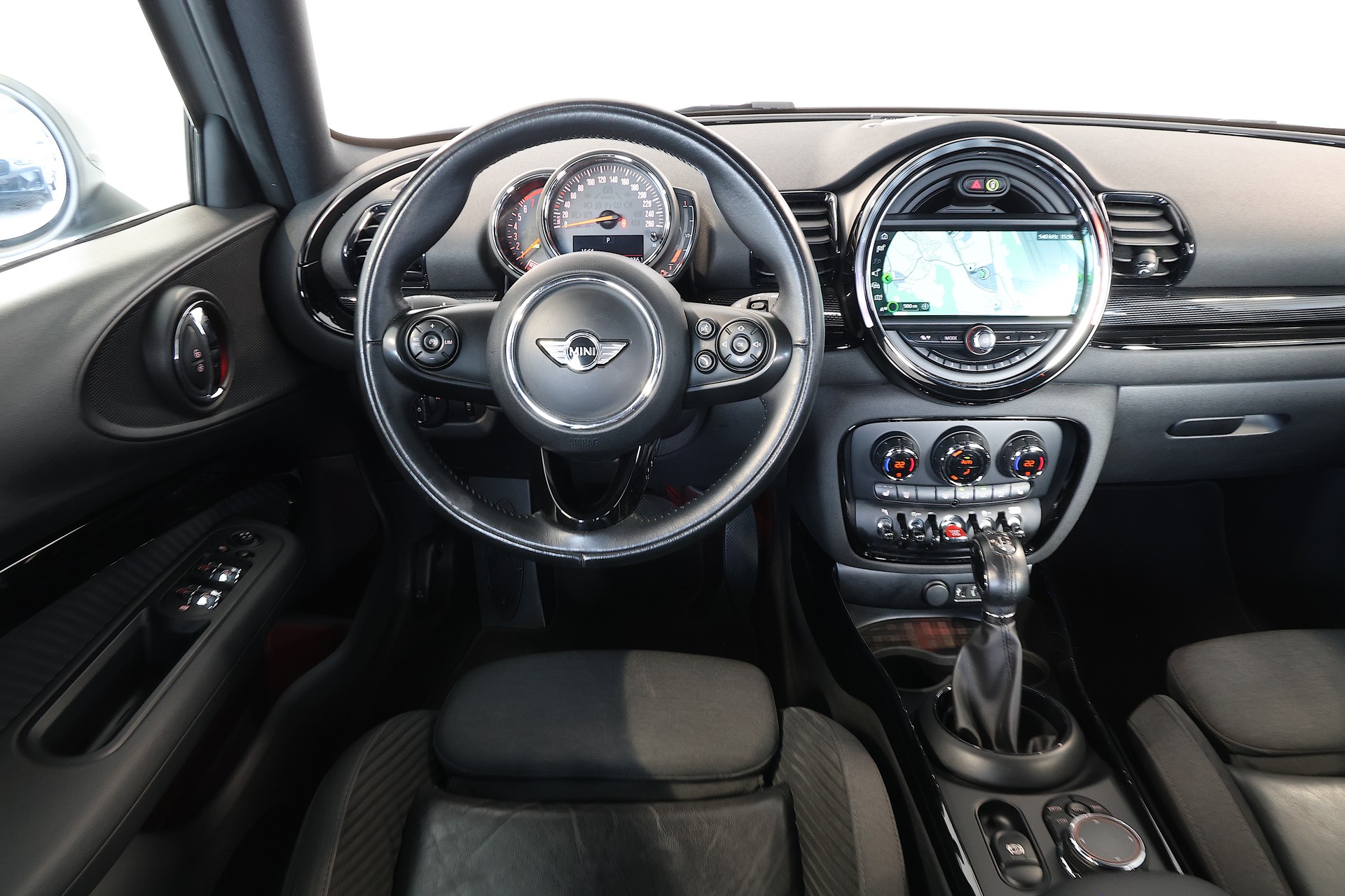MINI Clubman Cooper S ALL4 Steptronic-image-9