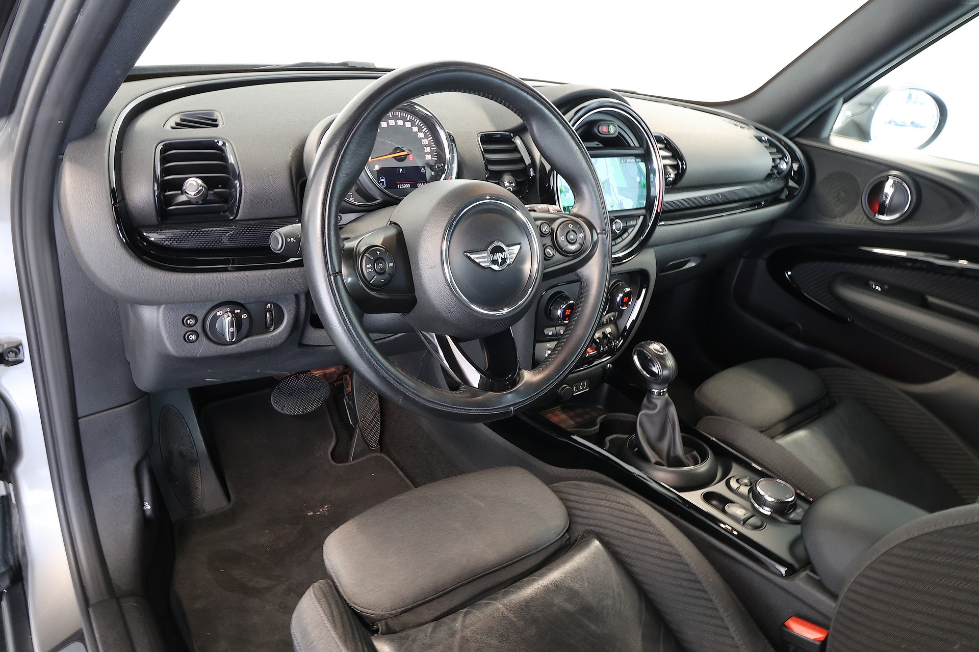 MINI Clubman Cooper S ALL4 Steptronic-image-6
