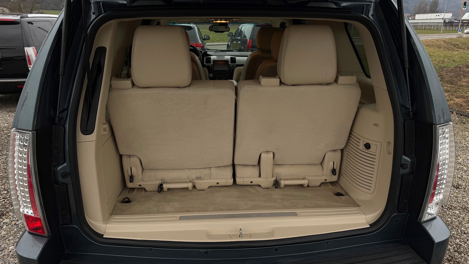CADILLAC Escalade 6.2 Elegance-image-10