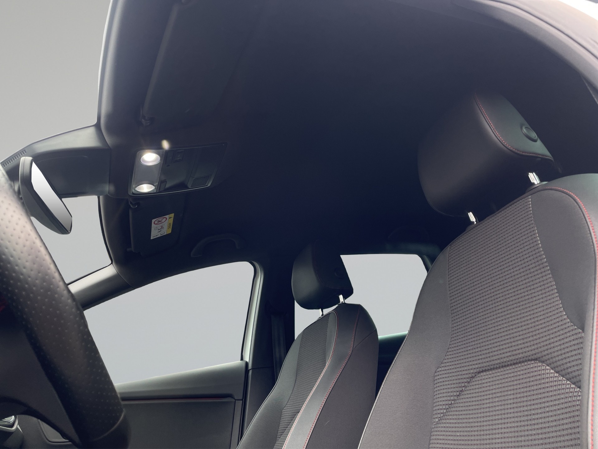 SEAT Leon ST 2.0 TSI SWISS FR DSG-image-20