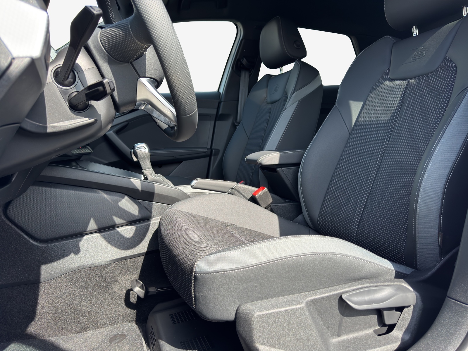 AUDI A1 Sportback 30 TFSI S Line Attraction S-tronic-image-7