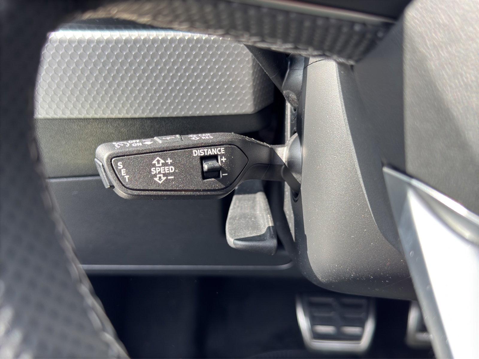 AUDI A1 Sportback 30 TFSI S Line Attraction S-tronic-image-14