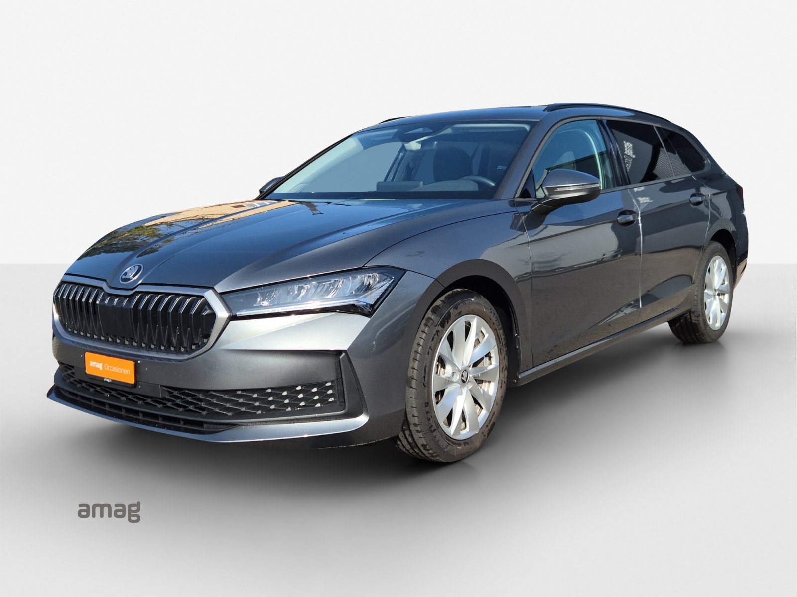 SKODA Superb Combi 1.5 TSI PHEV Selection DSG-image-0