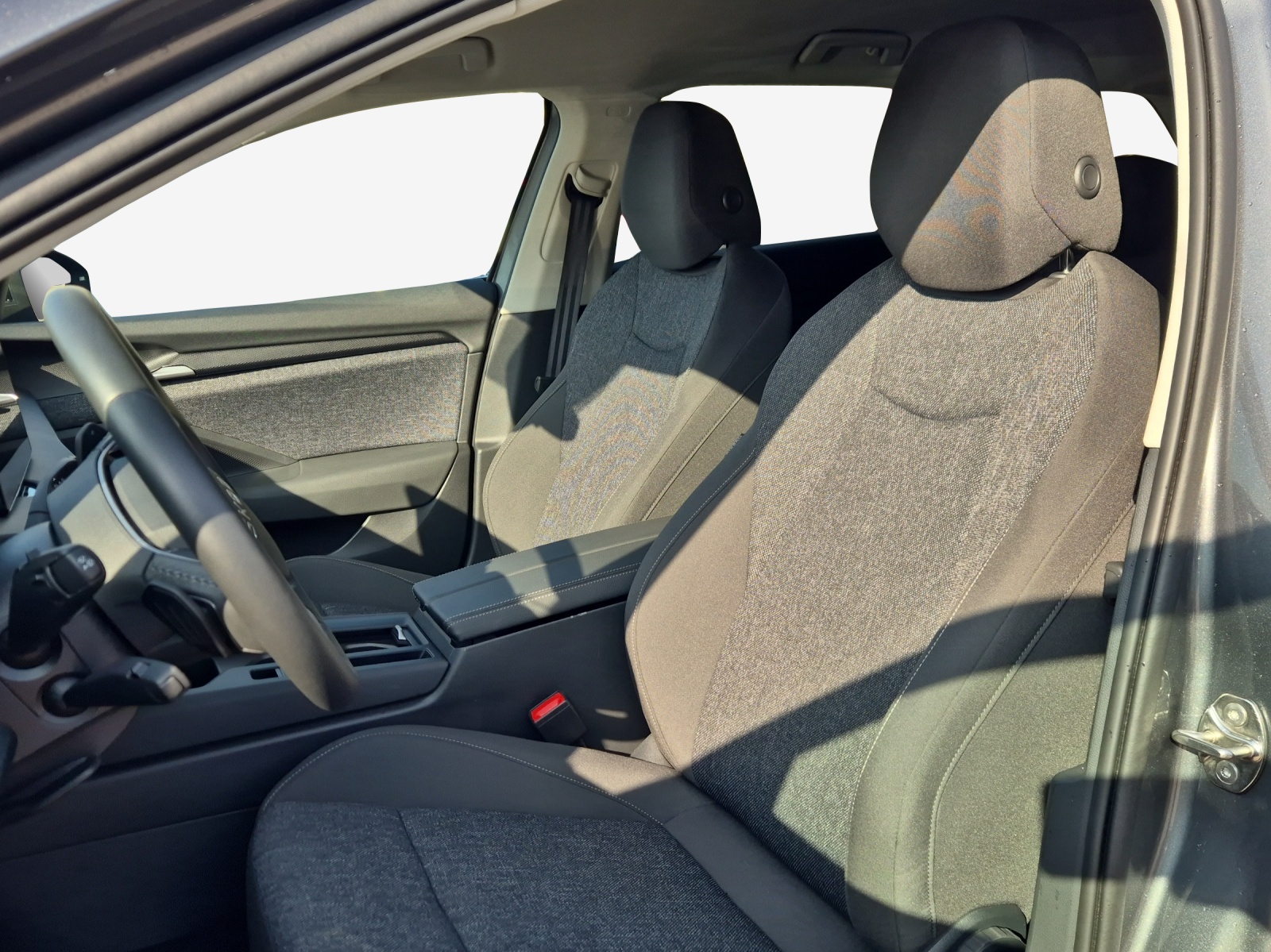 SKODA Superb Combi 1.5 TSI PHEV Selection DSG-image-7