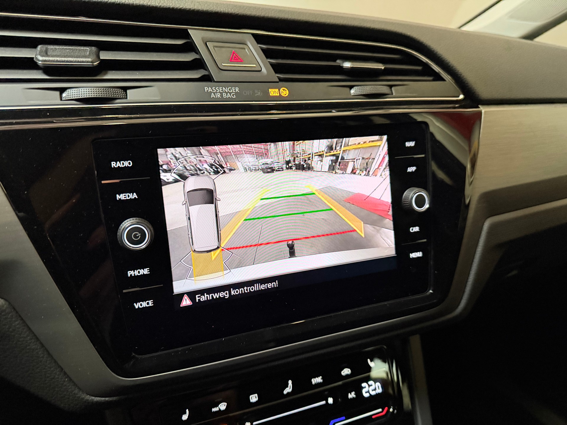 VW Touran 1.5 TSI EVO Comfortline DSG-image-24