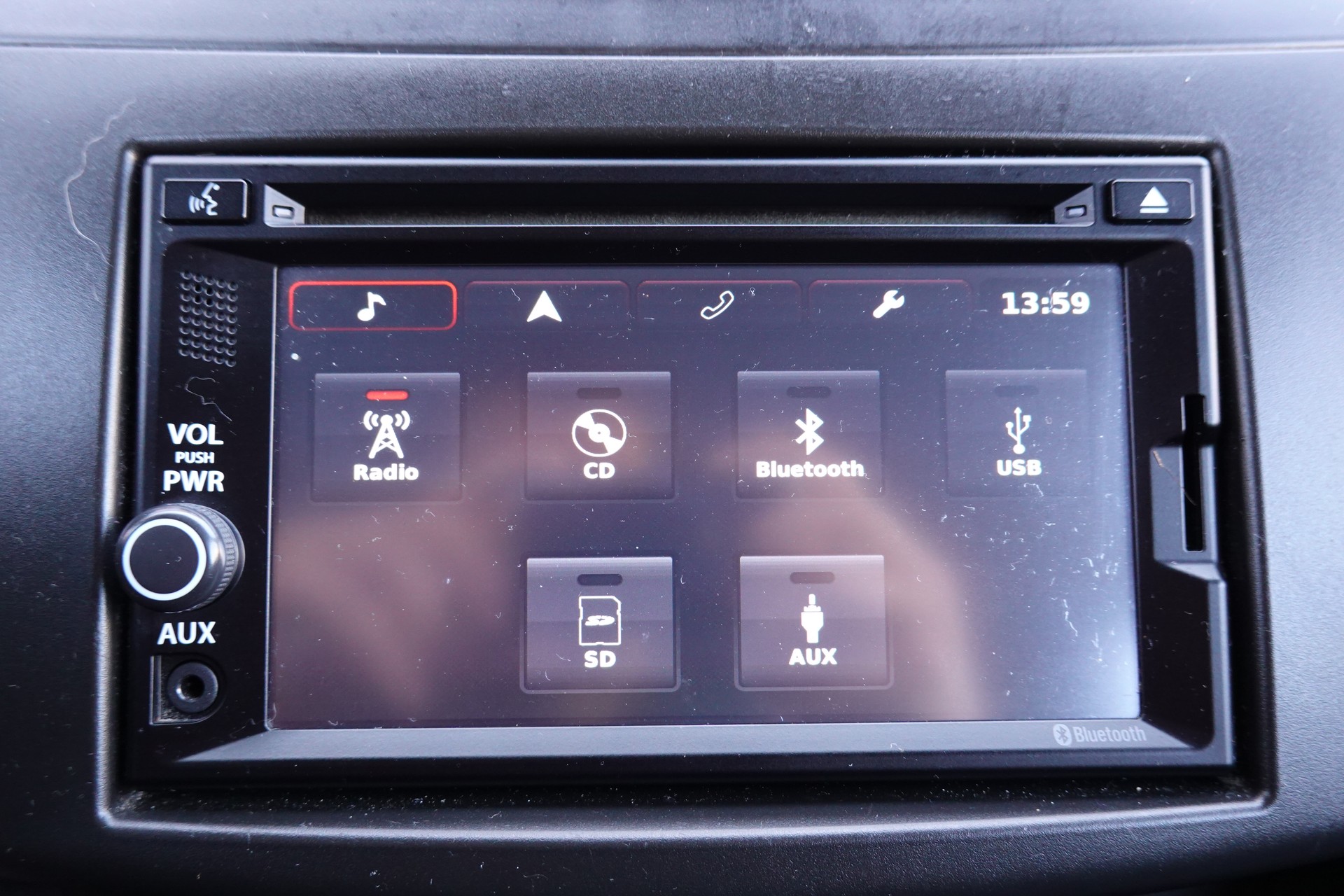 SUZUKI Swift 1.2i 16V GL 4x4-image-19