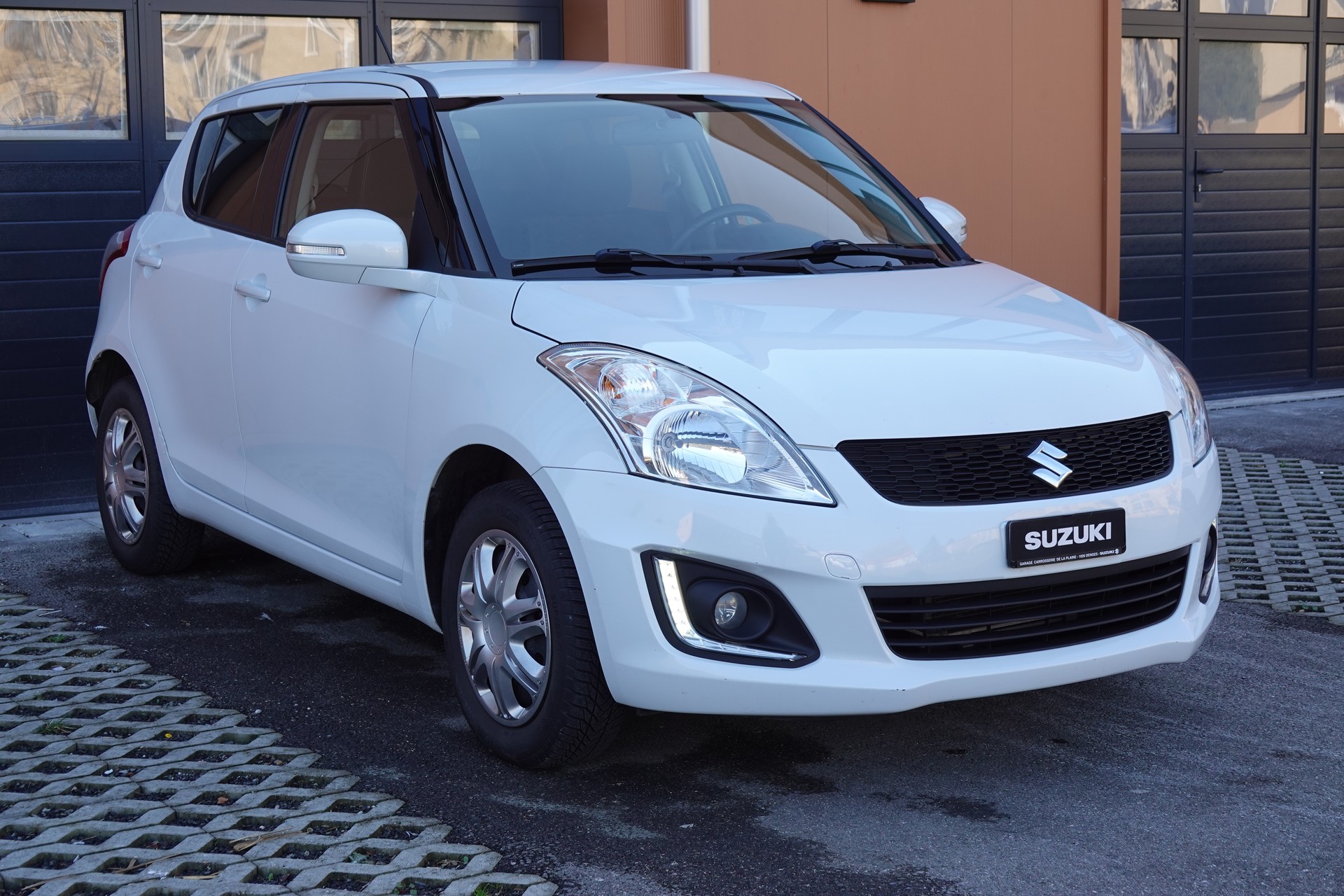 SUZUKI Swift 1.2i 16V GL 4x4-image-1