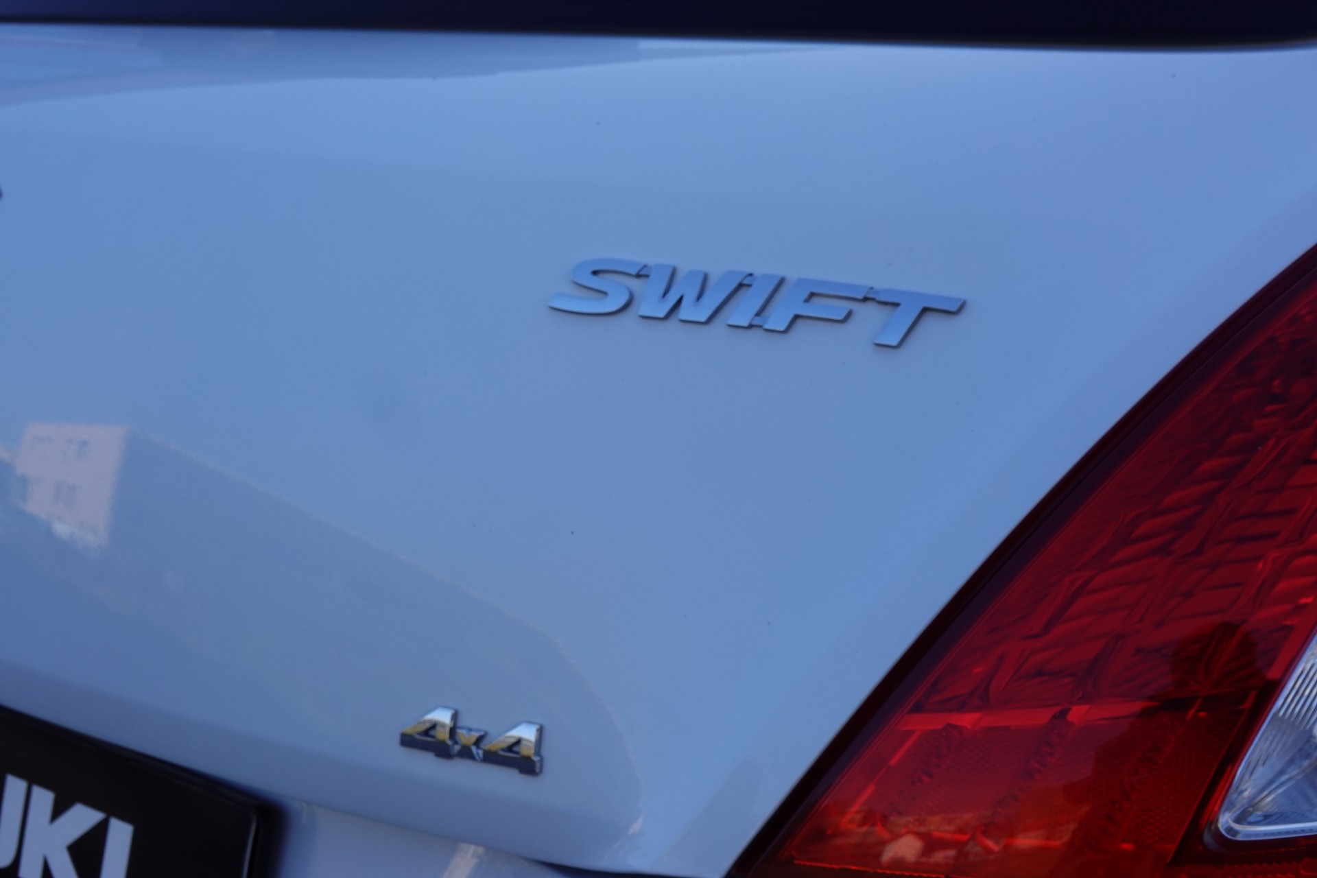 SUZUKI Swift 1.2i 16V GL 4x4-image-7