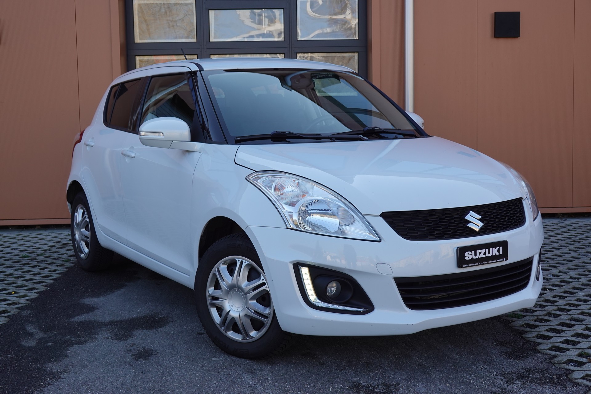 SUZUKI Swift 1.2i 16V GL 4x4-image-0