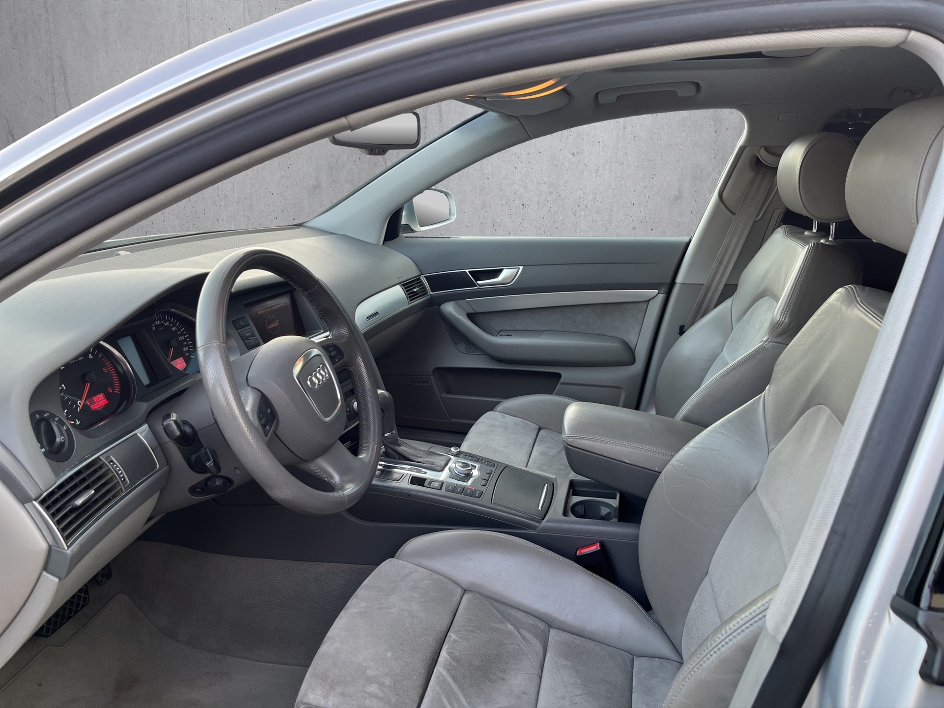 AUDI A6 Avant 3.0 V6 TDI DP-image-7
