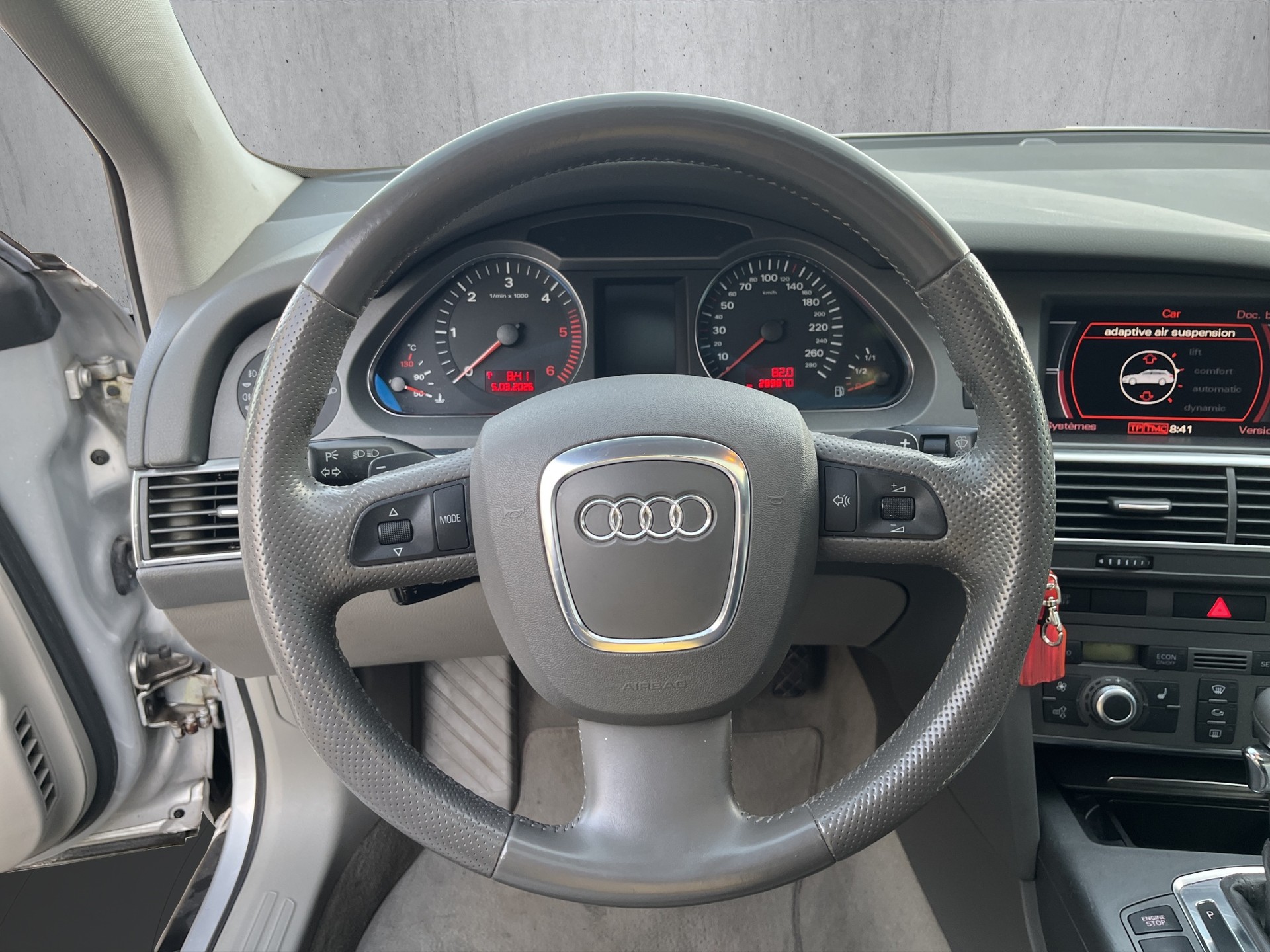 AUDI A6 Avant 3.0 V6 TDI DP-image-8