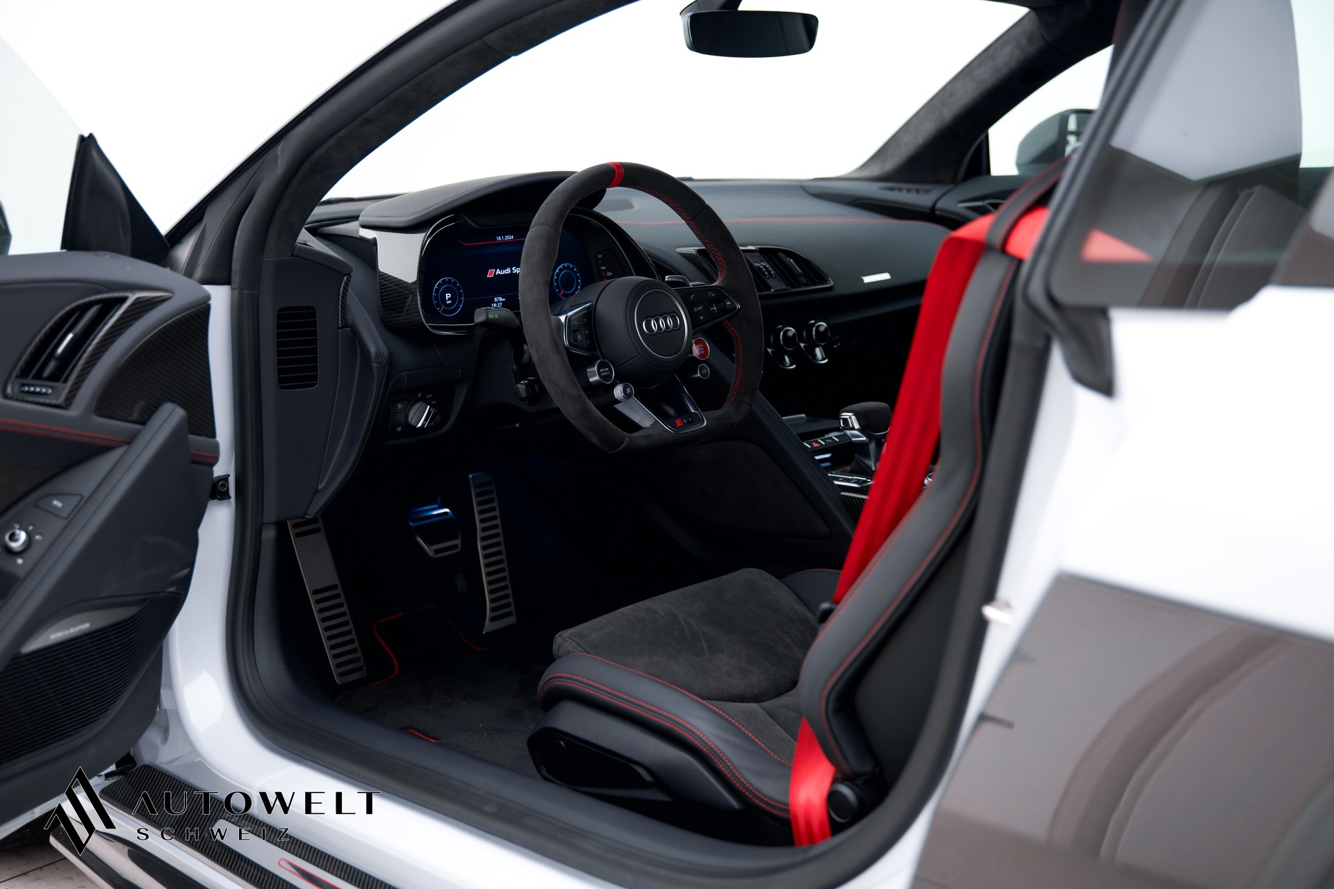 AUDI R8 Coupé GT RWD S-Tronic-image-5