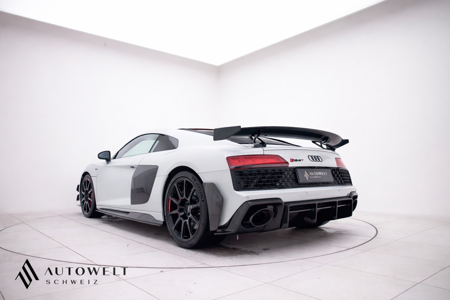 AUDI R8 Coupé GT RWD S-Tronic-image-1