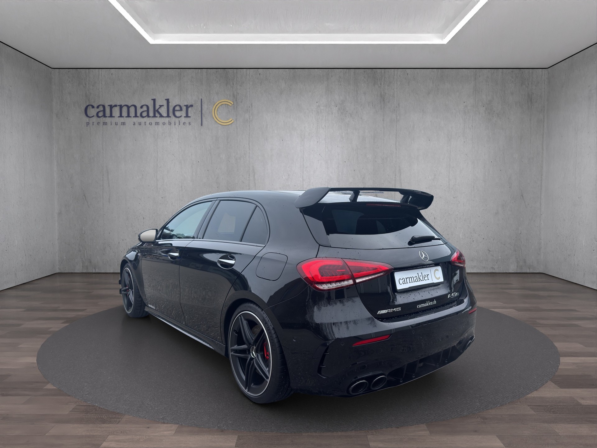MERCEDES-BENZ A 45 S AMG 4Matic+ Speedshift-showroom-element-2
