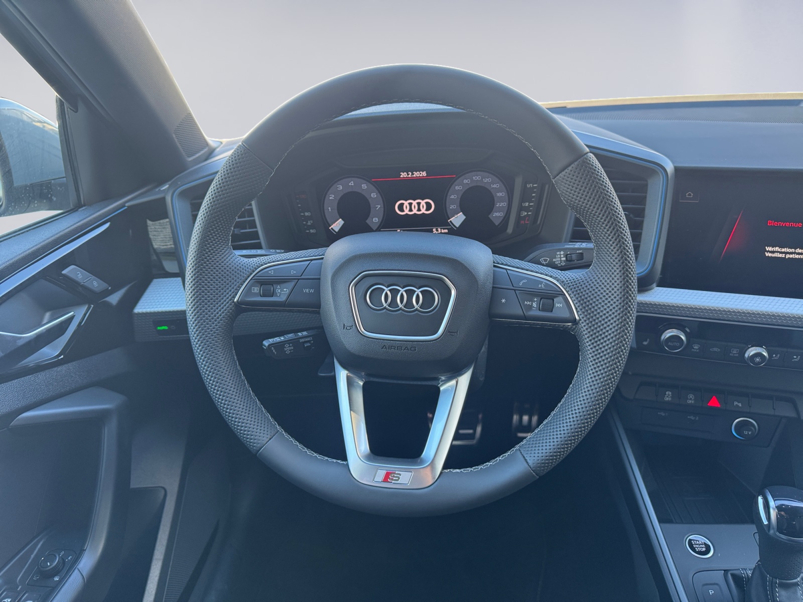 AUDI A1 Sportback 30 TFSI S Line Attraction S-tronic-image-11
