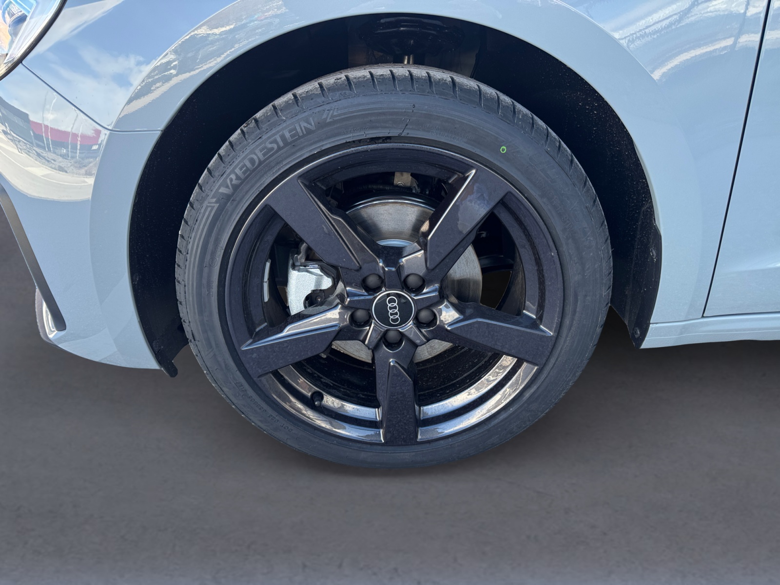 AUDI A1 Sportback 30 TFSI S Line Attraction S-tronic-image-13