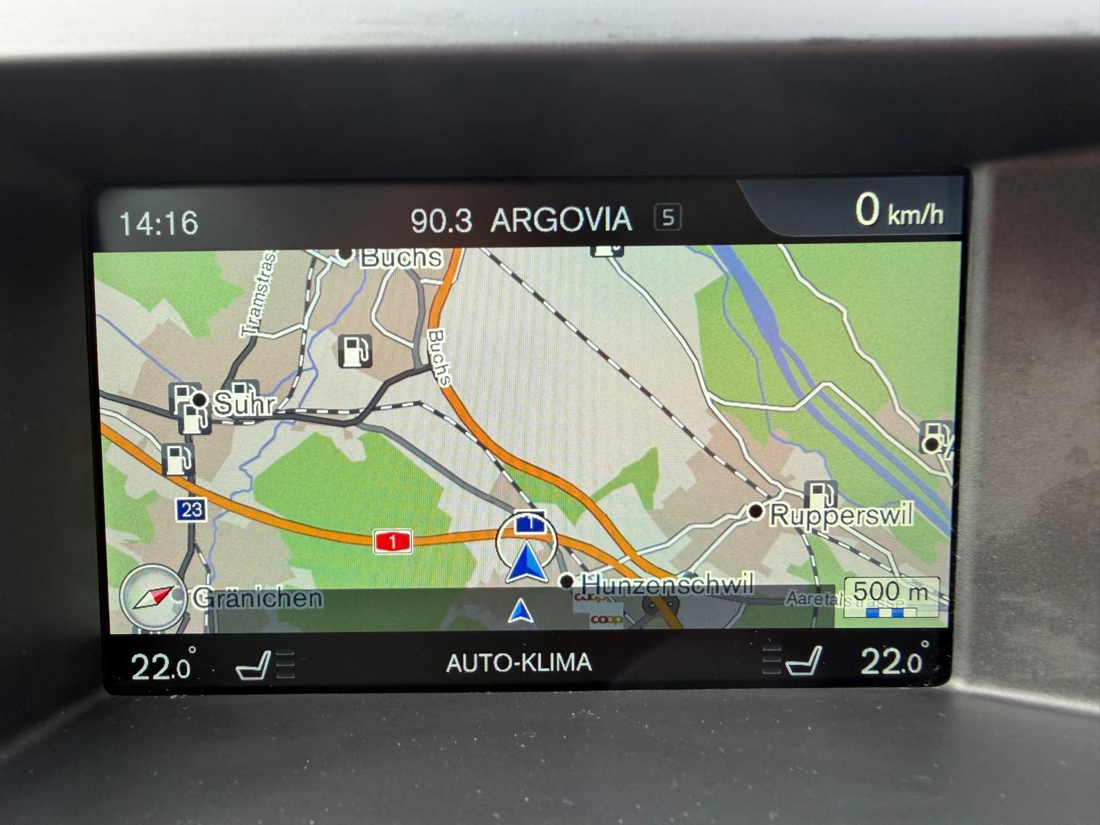 VOLVO XC60 2.4 D5 Summum AWD S/S-image-15