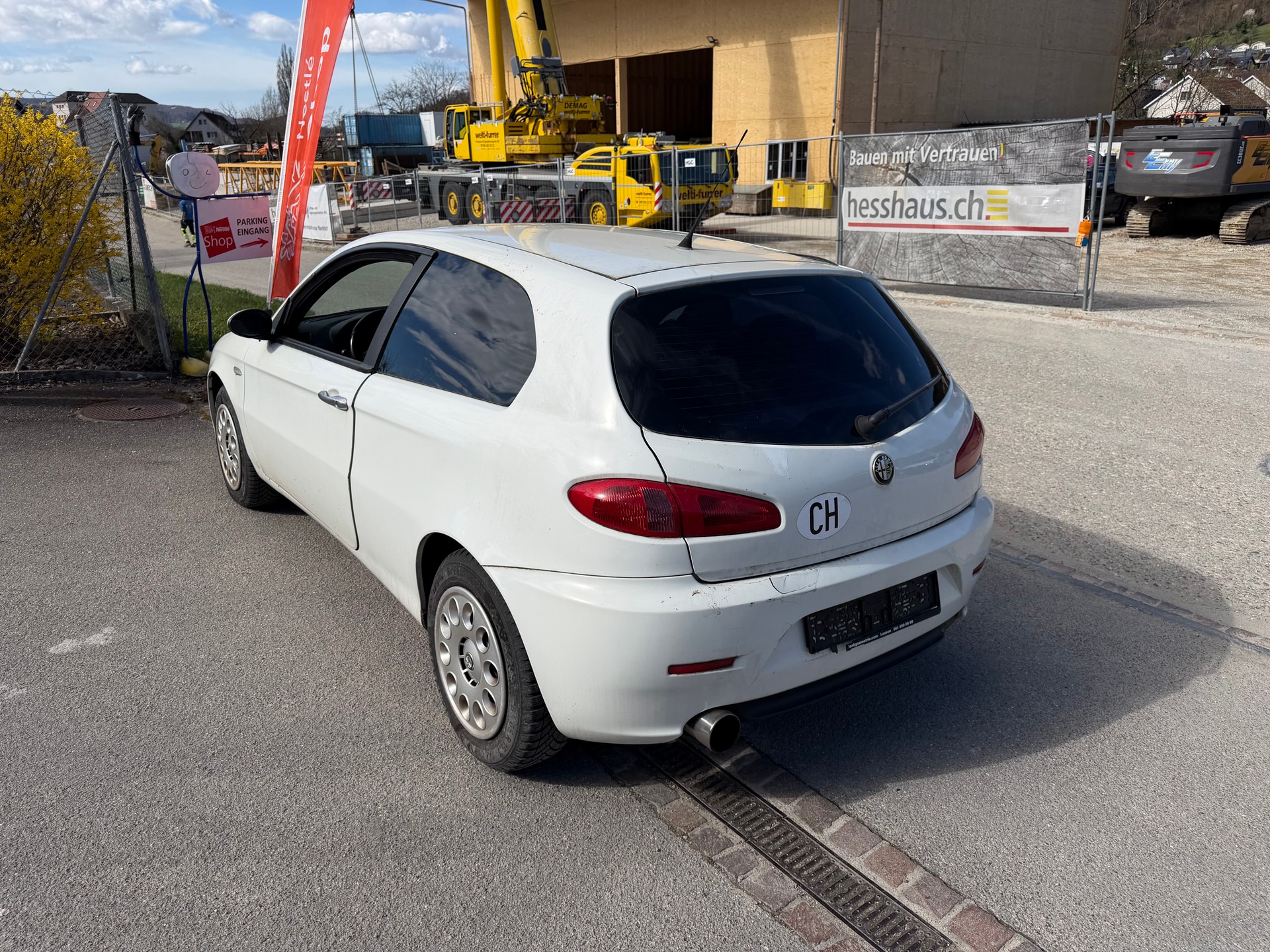 ALFA ROMEO 147 1.6 TS 16V Distinctive-image-1