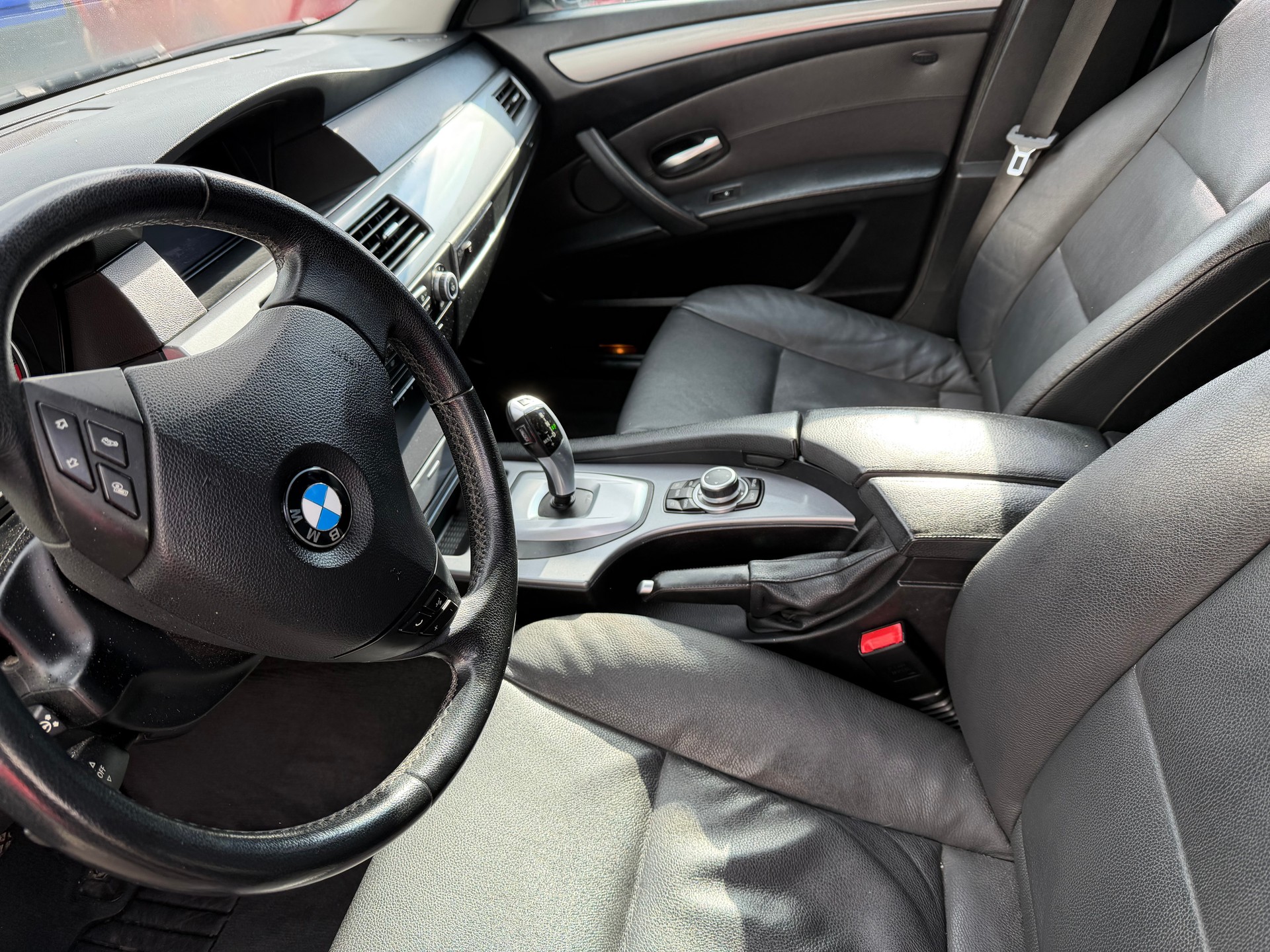 BMW 530d Touring Steptronic-image-4