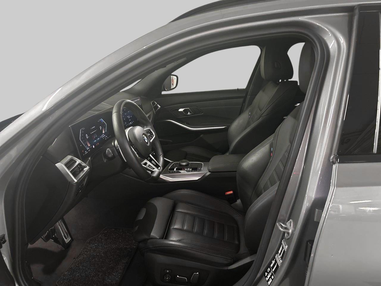 BMW 320d xDrive Touring M Sport-image-8