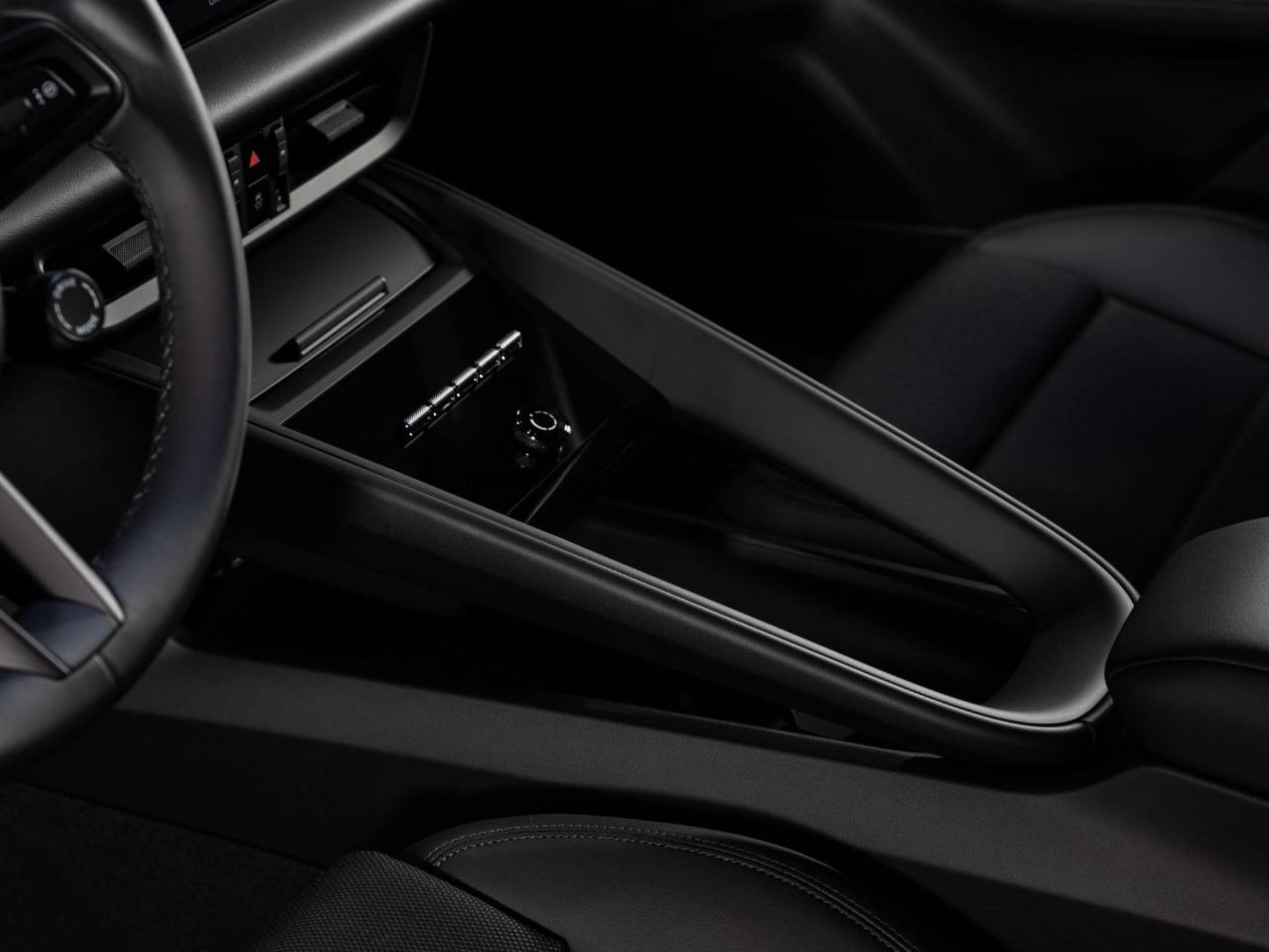 PORSCHE Macan 4-image-13