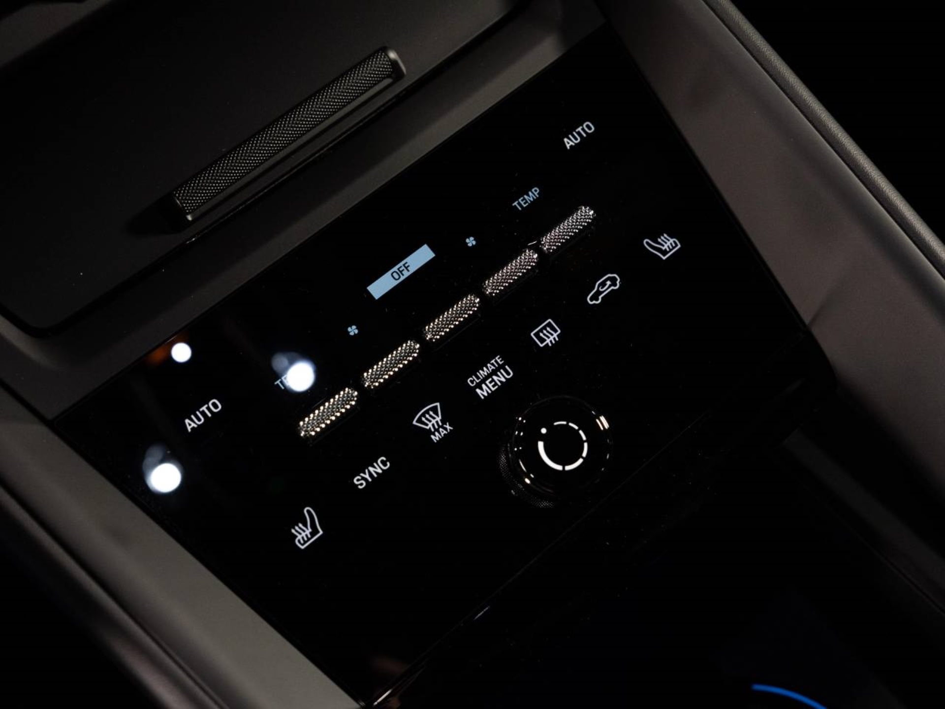PORSCHE Macan 4-image-10