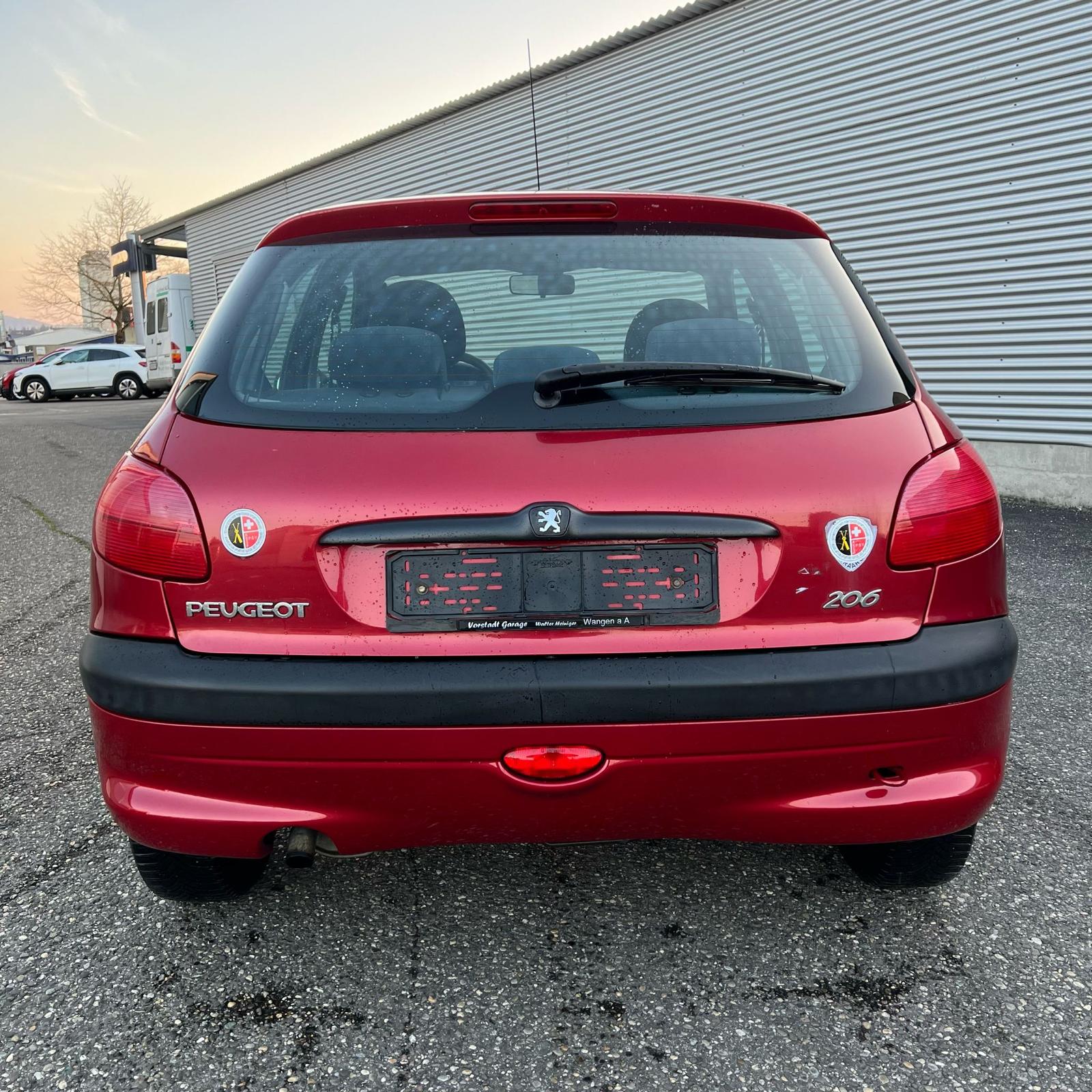 PEUGEOT 206 1.4 XT-image-3