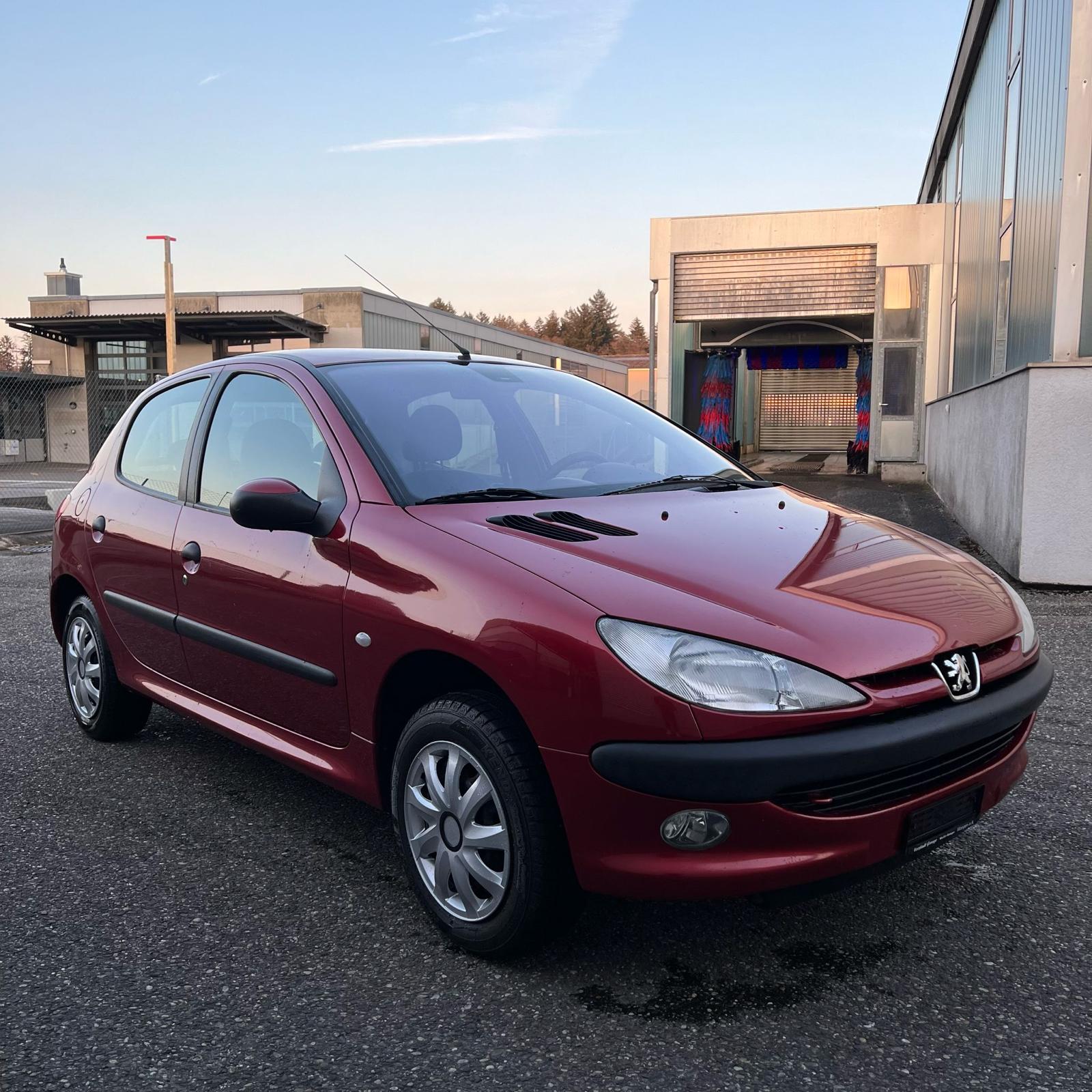 PEUGEOT 206 1.4 XT-image-6