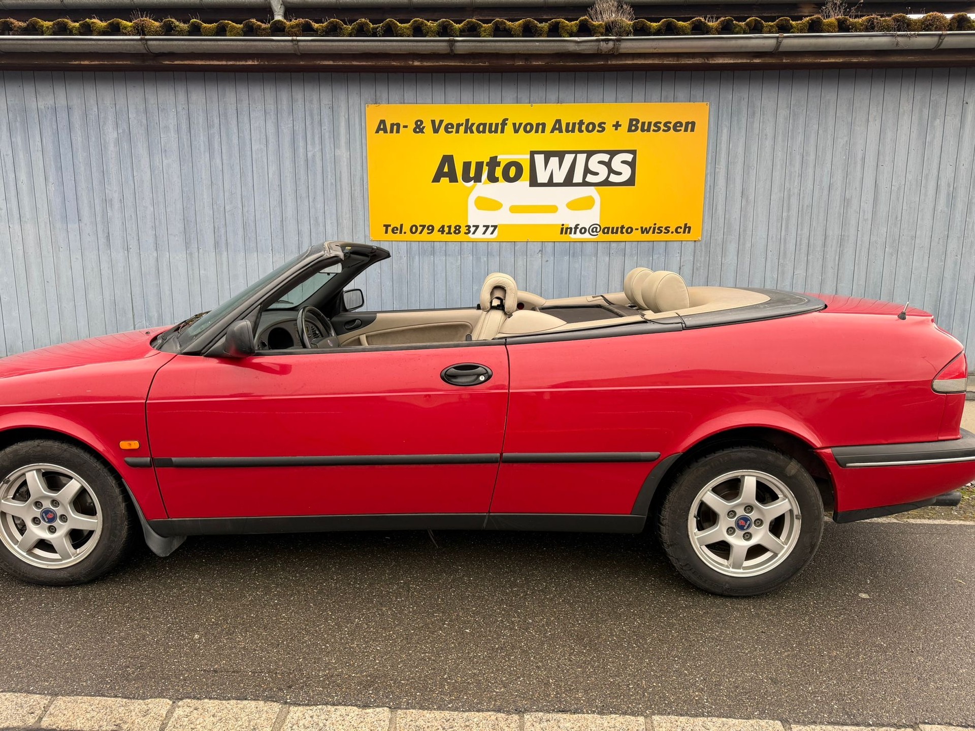 SAAB 900 SE 2.3i-16-image-37