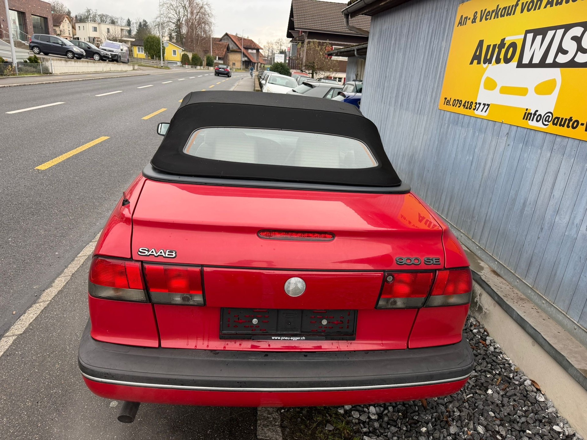 SAAB 900 SE 2.3i-16-image-12