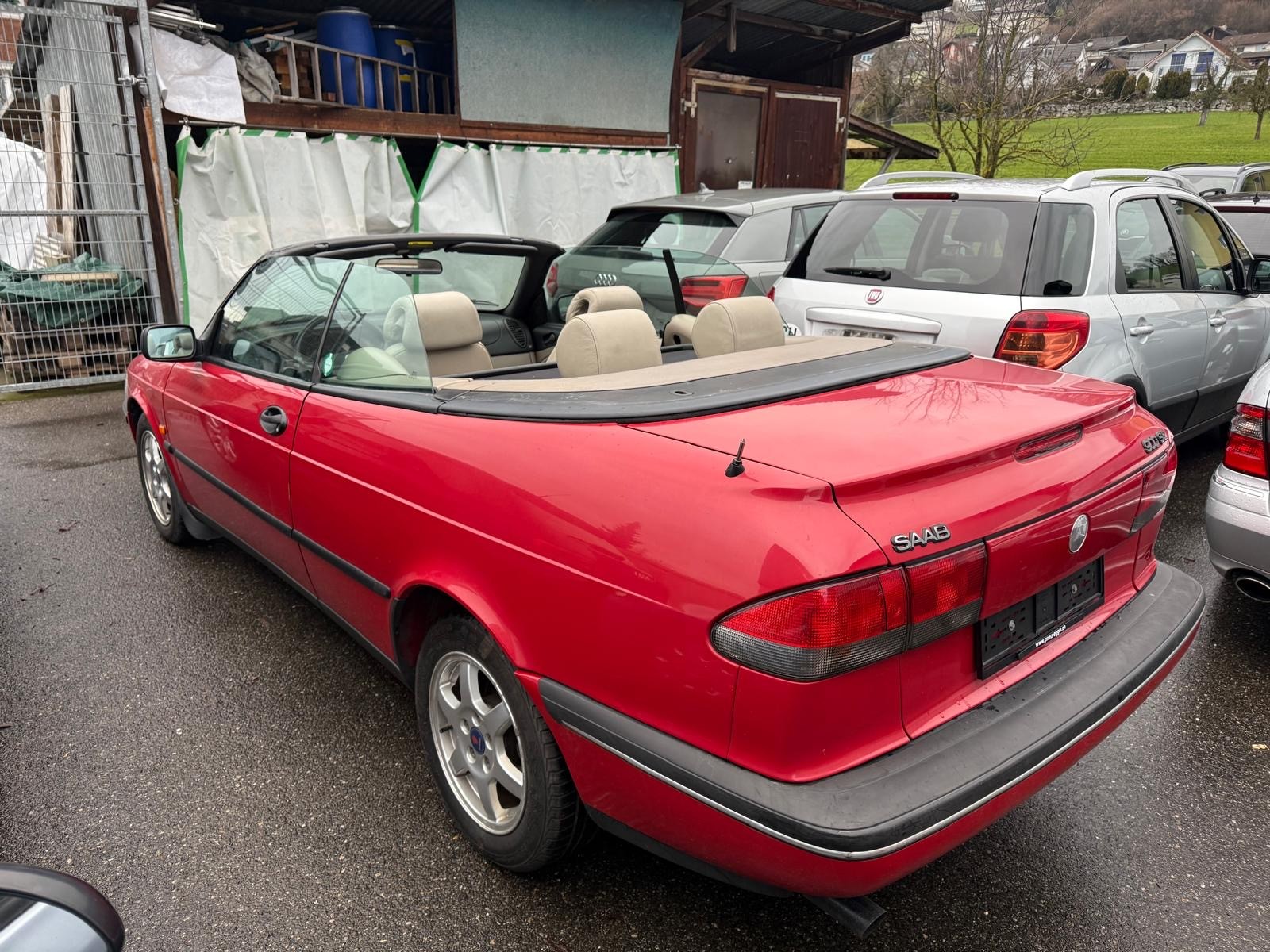 SAAB 900 SE 2.3i-16-showroom-element-3